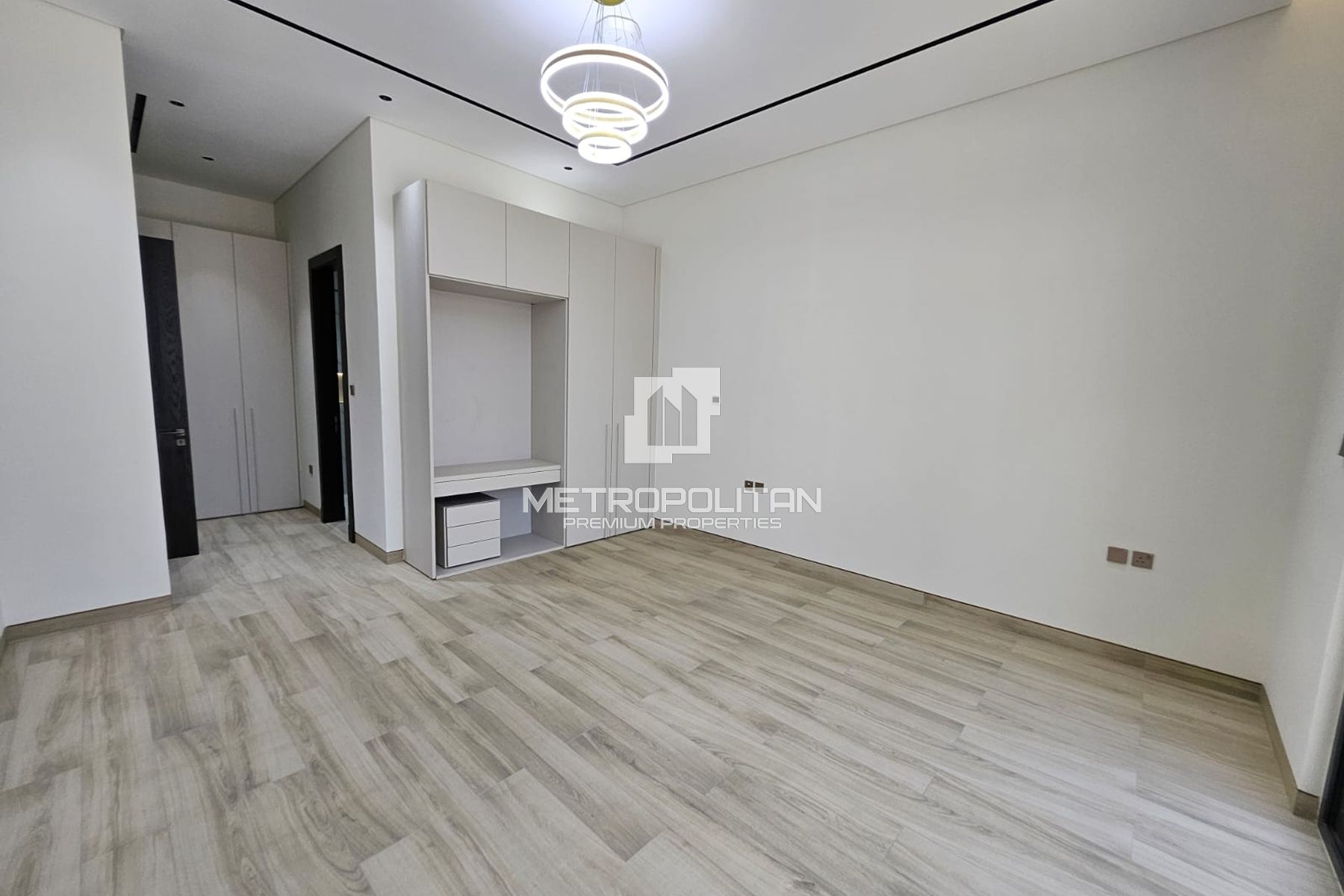 Elegant 6BR Villa with Maid’s Room | Large Plot