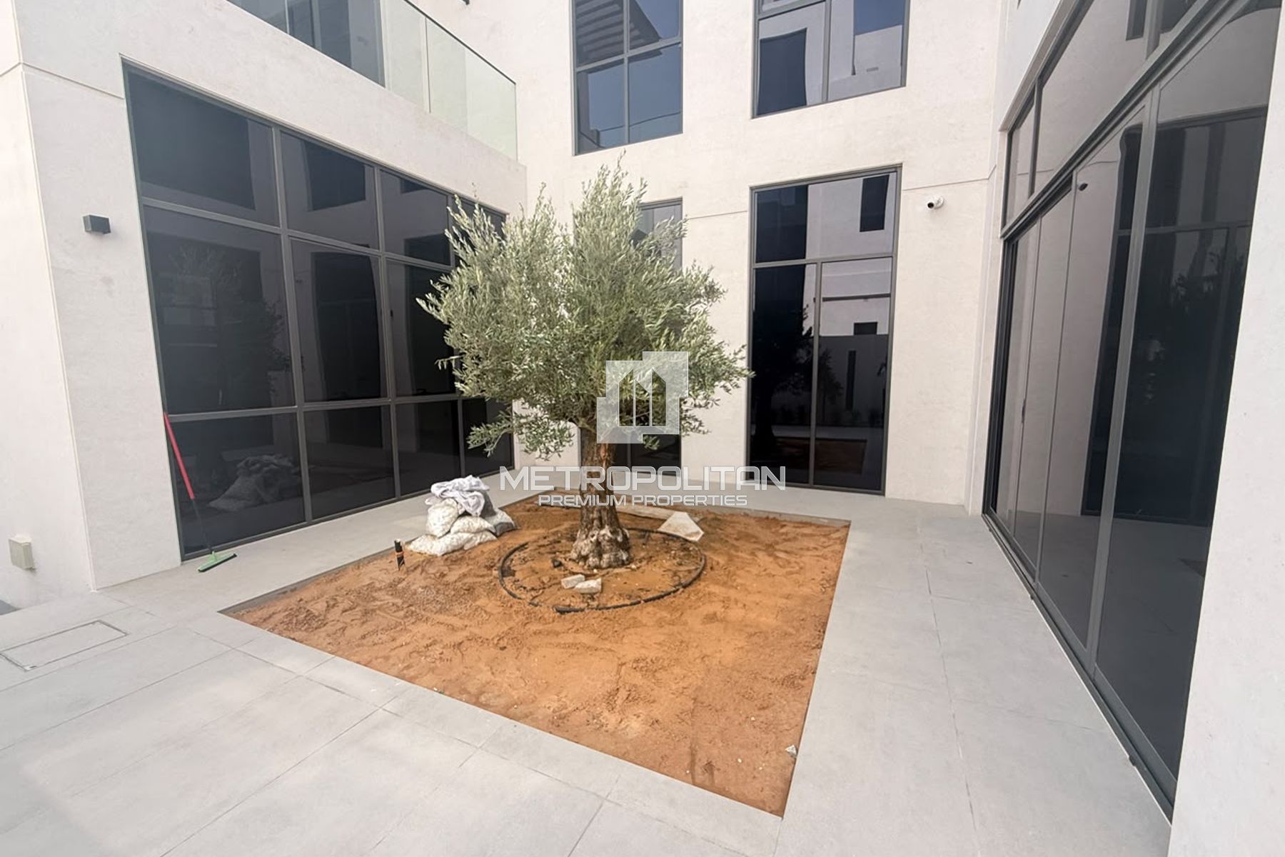 Elegant 6BR Villa with Maid’s Room | Large Plot