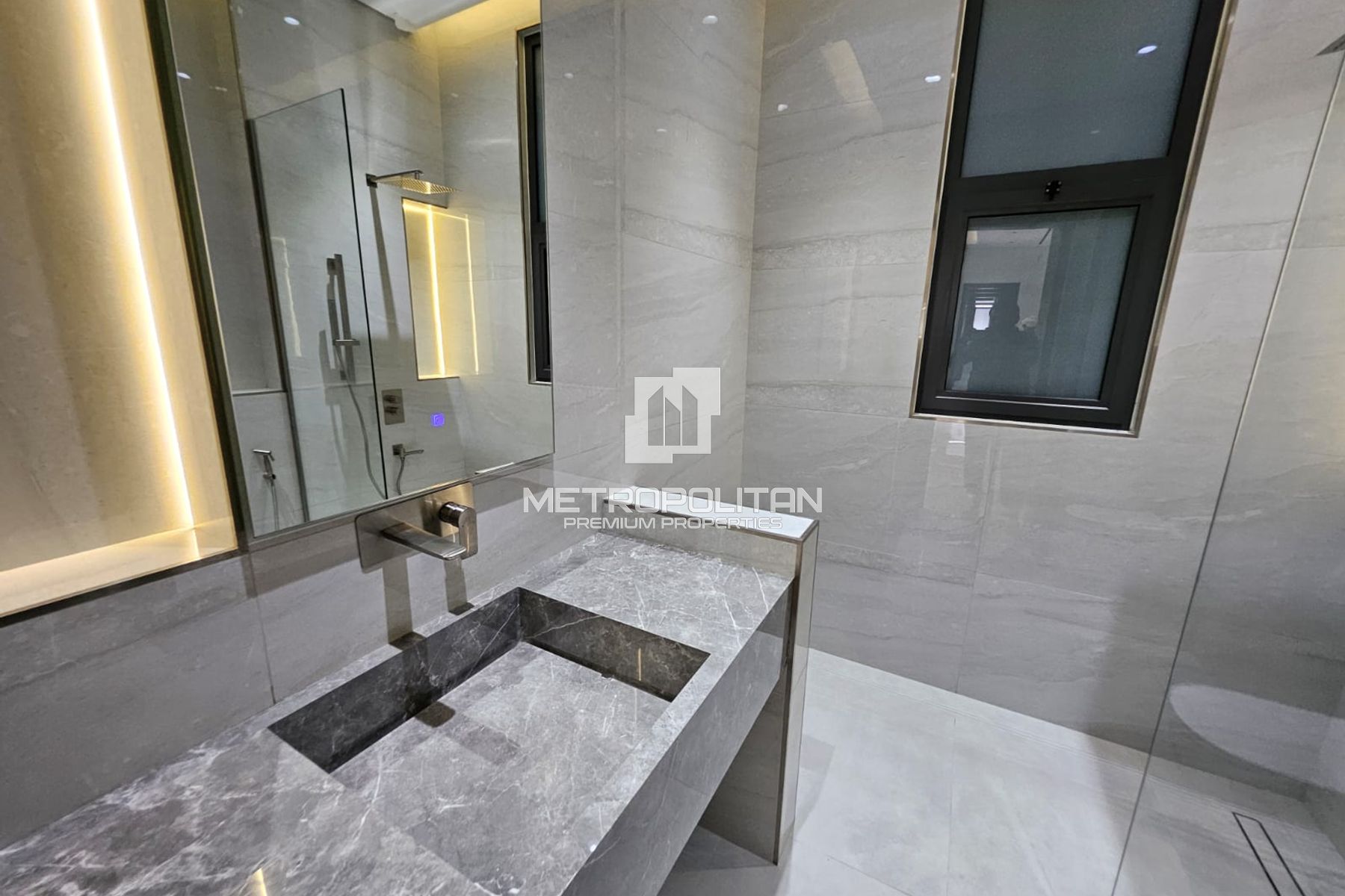 Elegant 6BR Villa with Maid’s Room | Large Plot