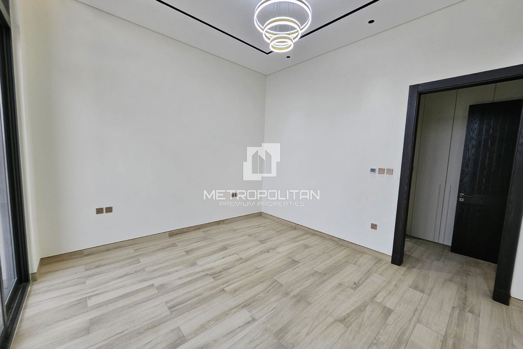 Elegant 6BR Villa with Maid’s Room | Large Plot