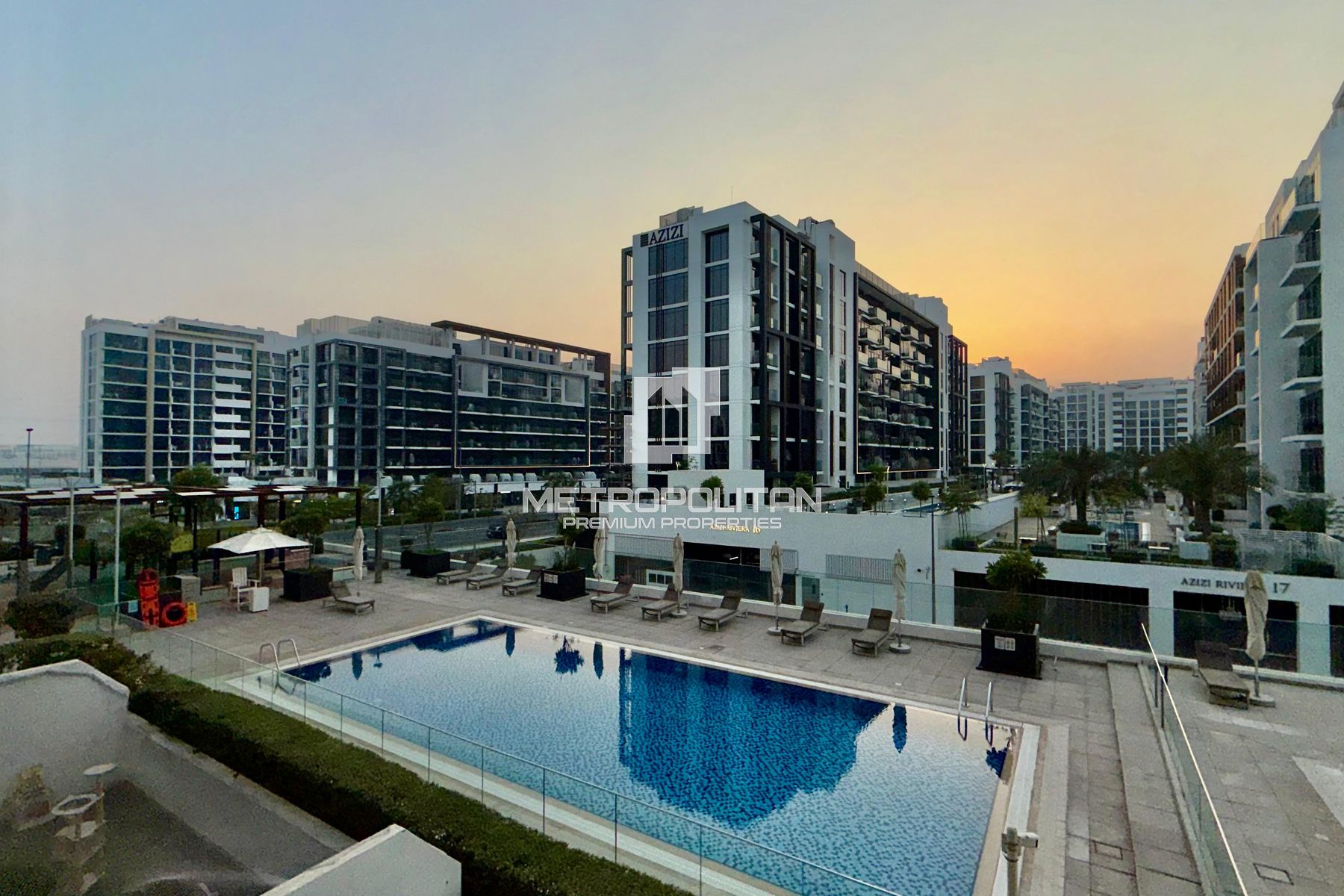 Ready to Move in | Pool View | Semi Furnished