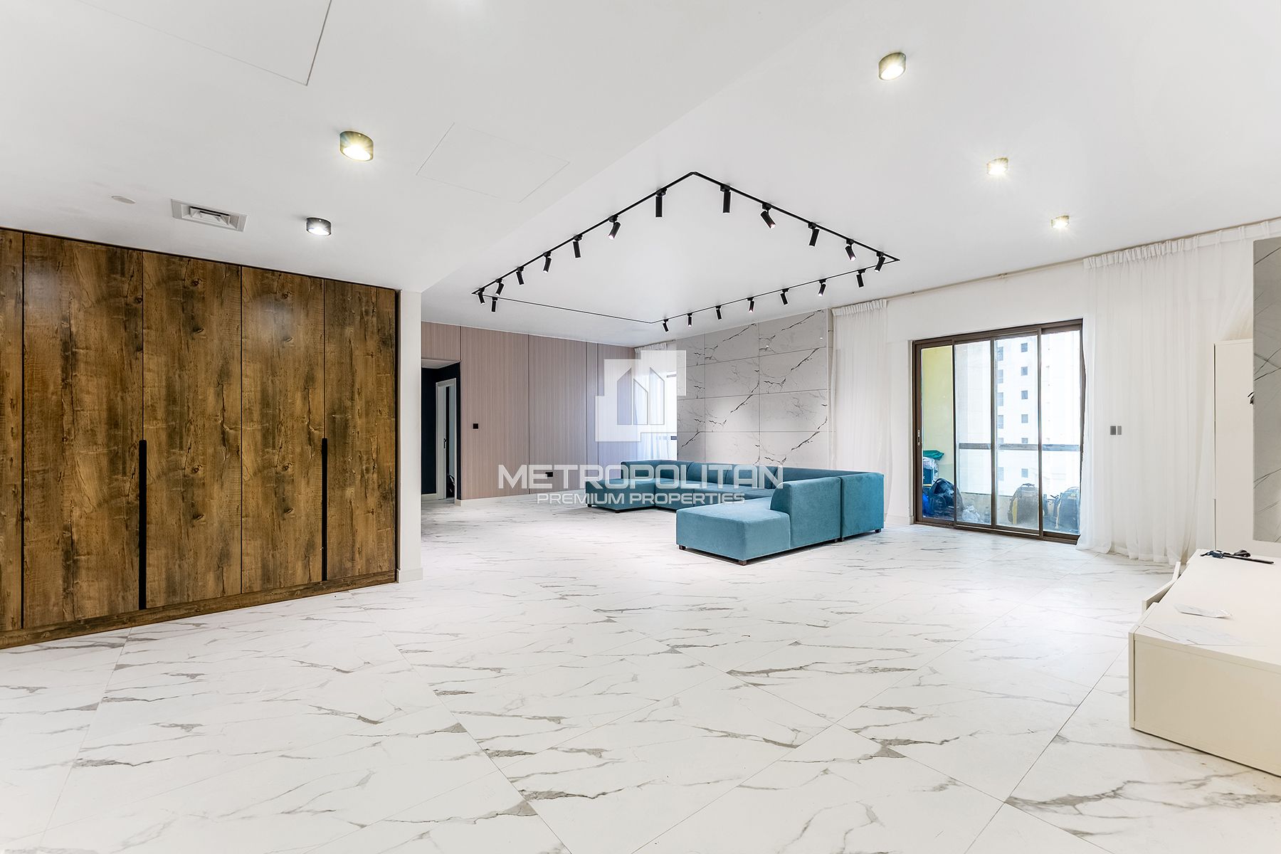 Partial Sea View | Fully Upgraded | Vacant