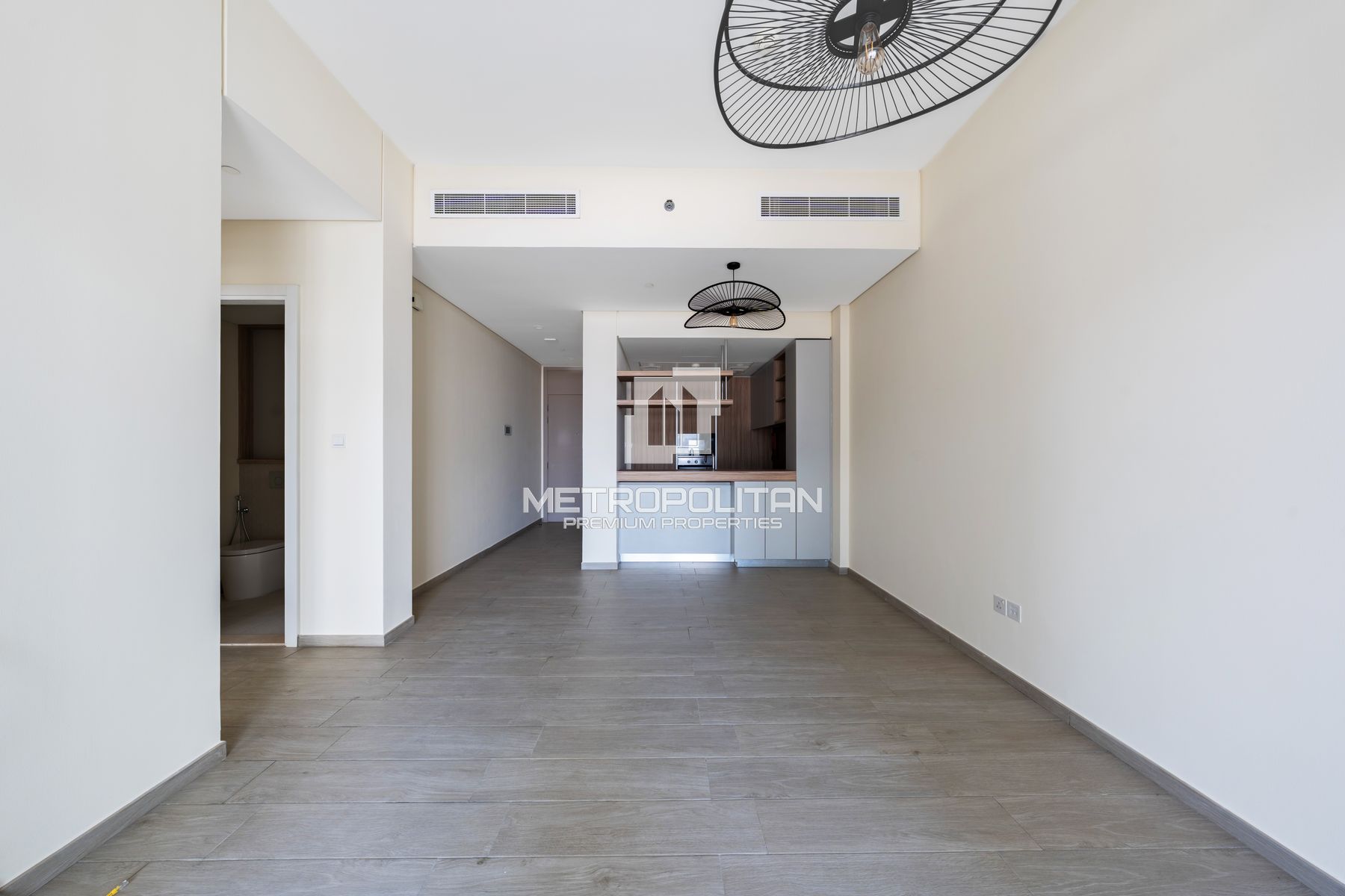 Large Layout | Ras Al Khor View | Vacant