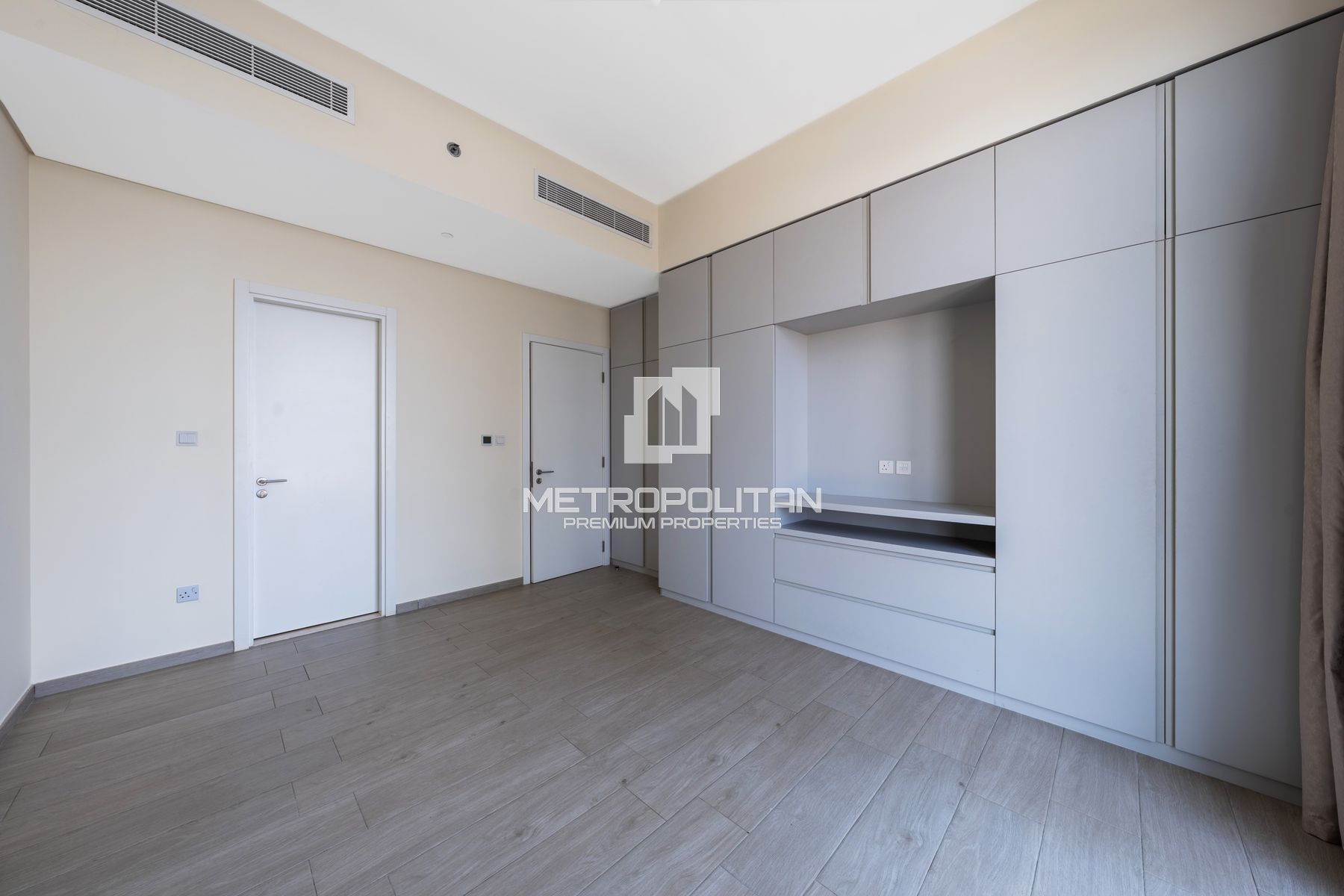 Large Layout | Ras Al Khor View | Vacant