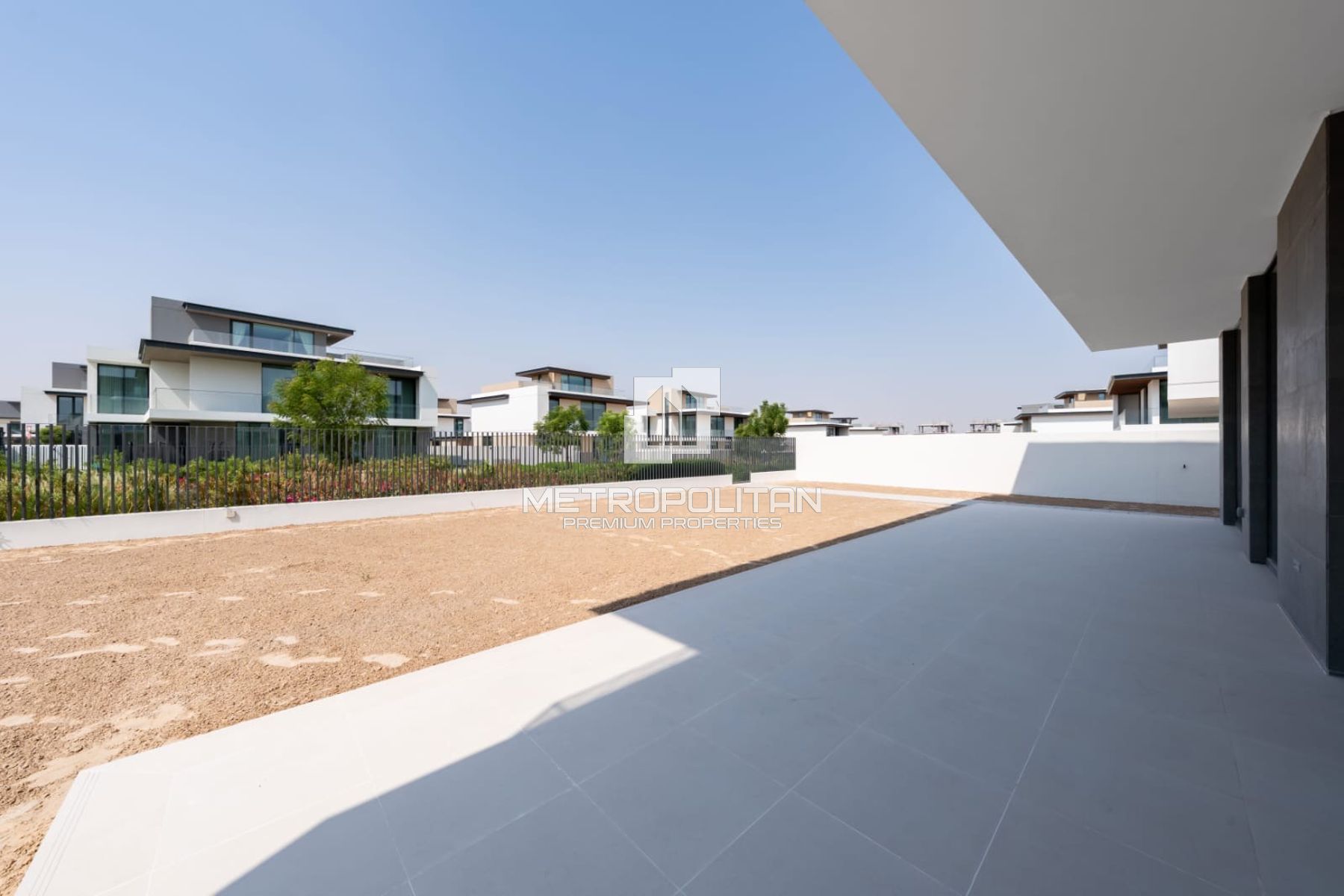 فيلا للإيجار في Farm Gardens، The Valley - MPR-11370