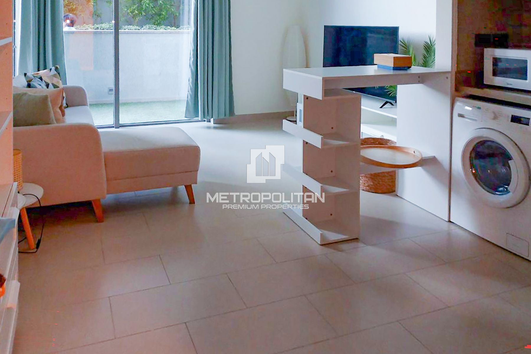 Furnished 1BR | Low Floor | Modern Layout