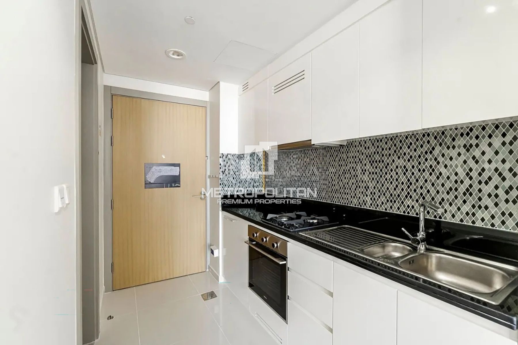 Fully Furnished | Middle Floor | With Balcony