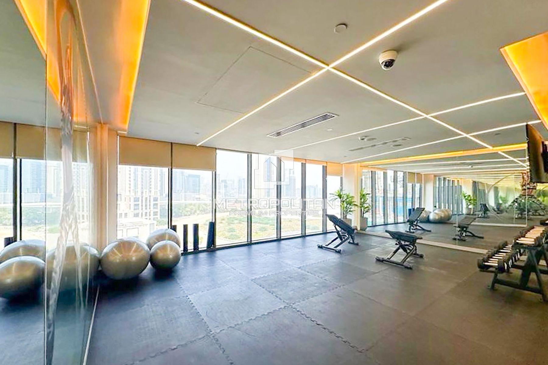 Fully Furnished | Middle Floor | With Balcony
