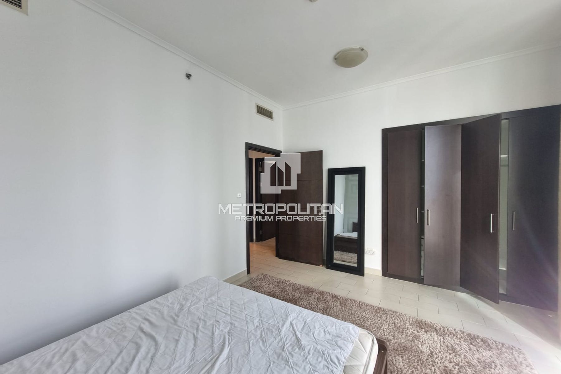 Prime Marina Living | Vacant | High Floor