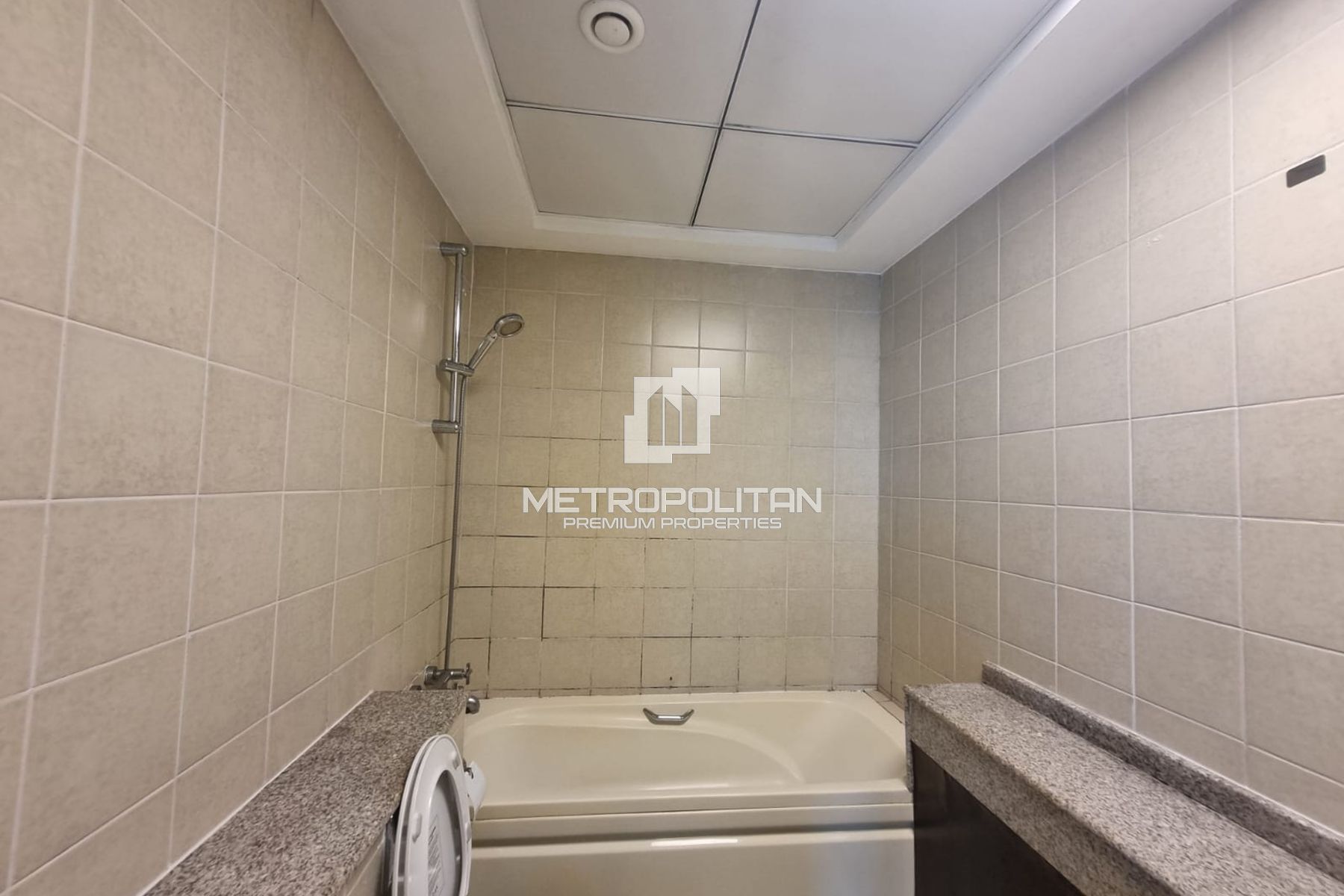 Prime Marina Living | Vacant | High Floor