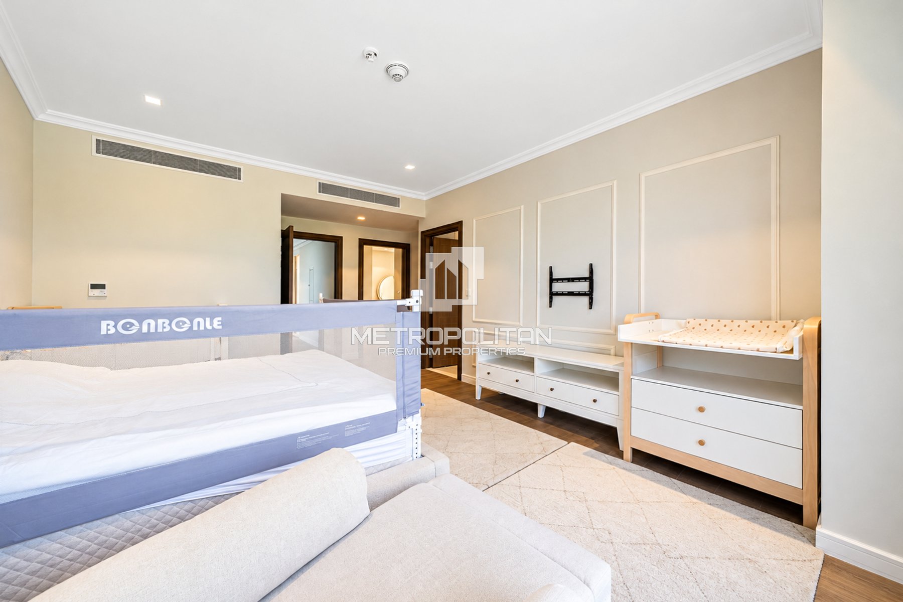 Fully Furnished | 5 BR Villa | Private Garden