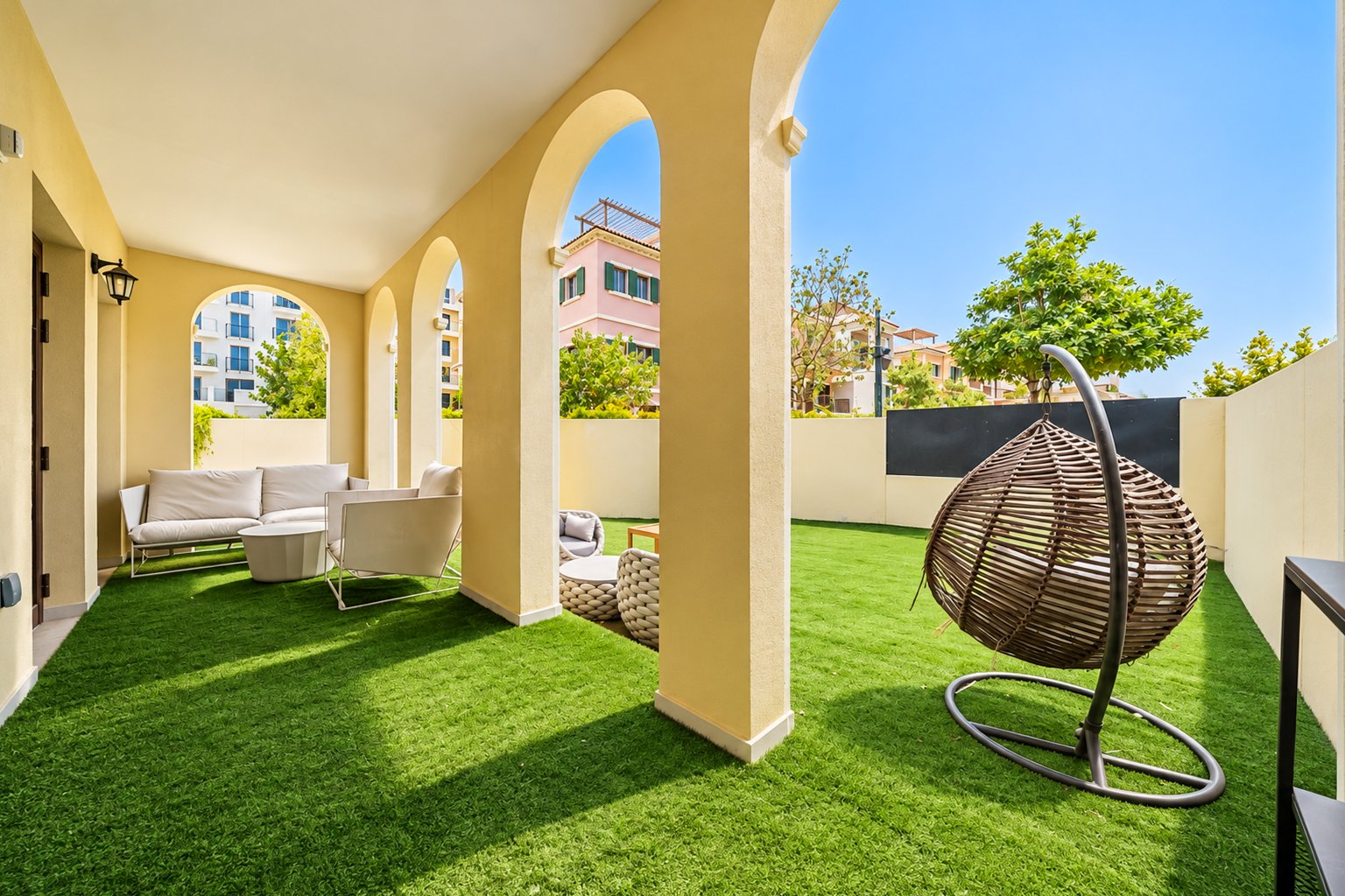 Fully Furnished | 5 BR Villa | Private Garden