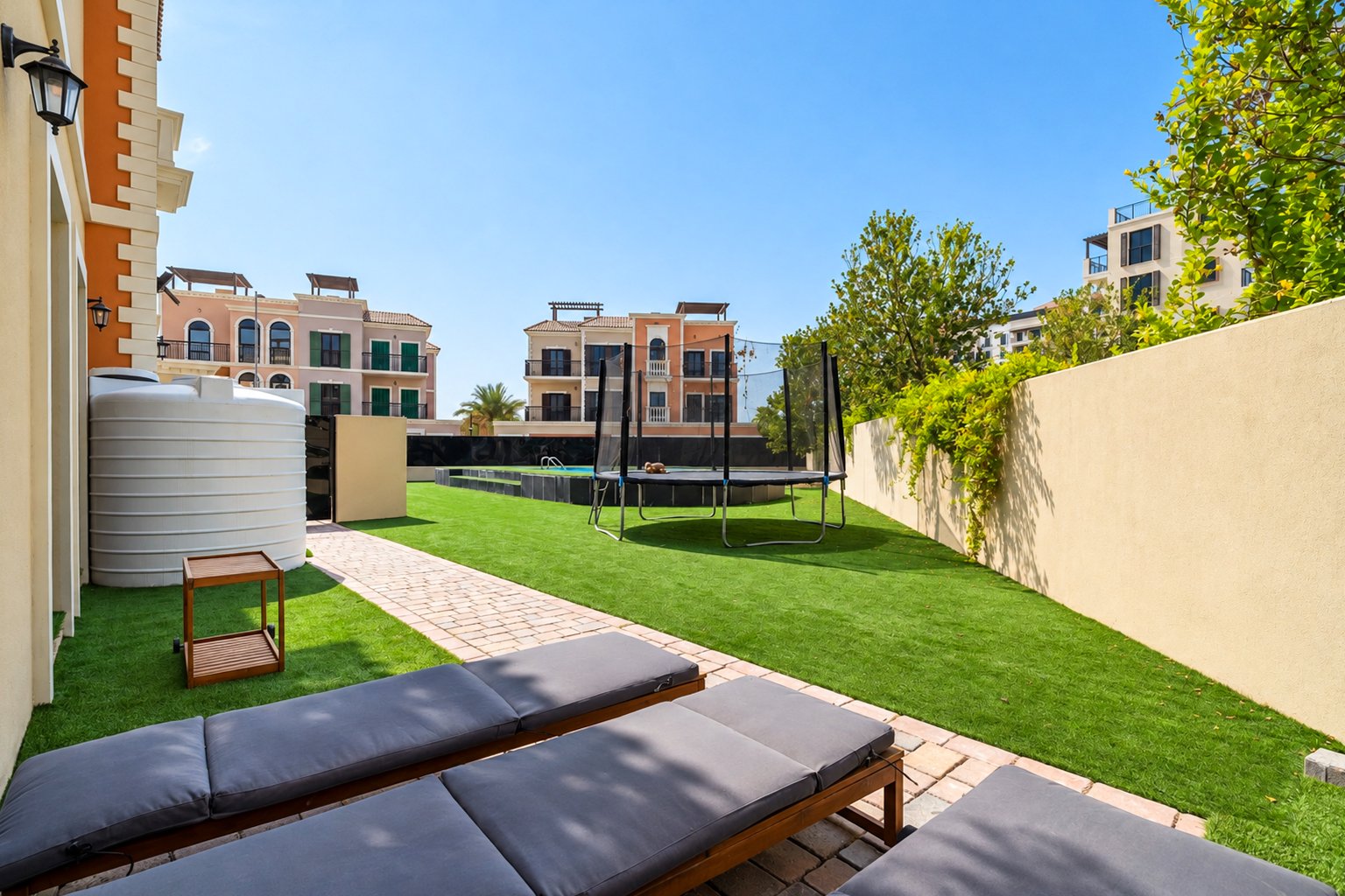 Fully Furnished | 5 BR Villa | Private Garden