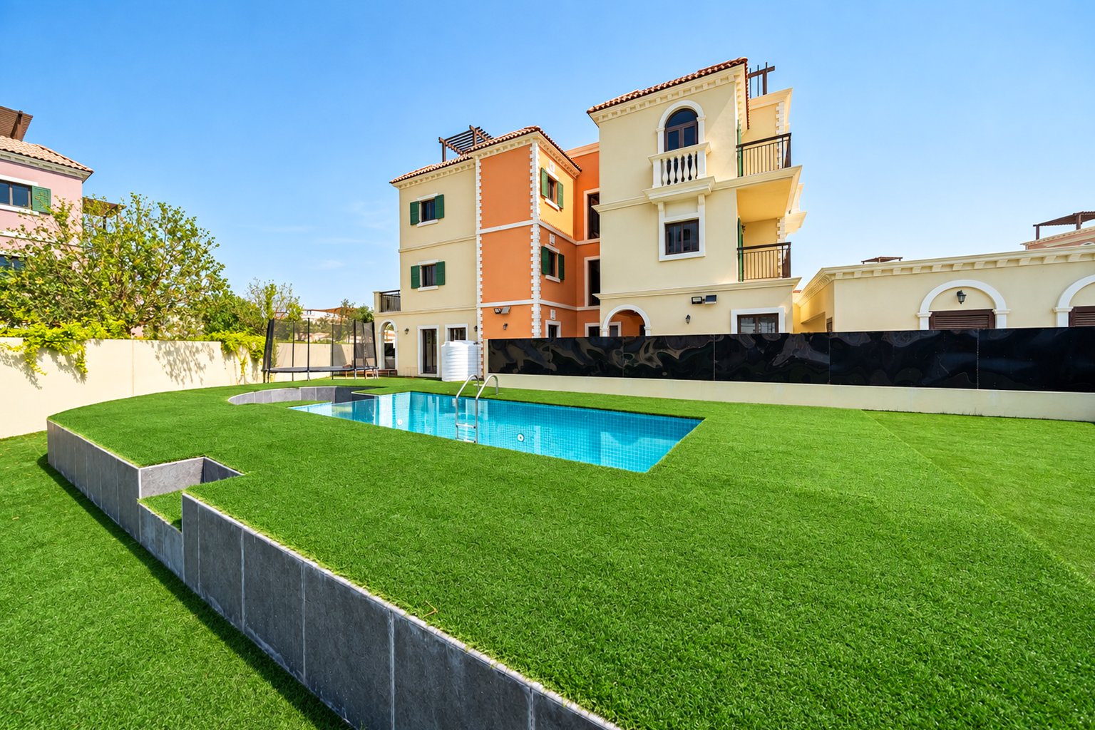 Fully Furnished | 5 BR Villa | Private Garden