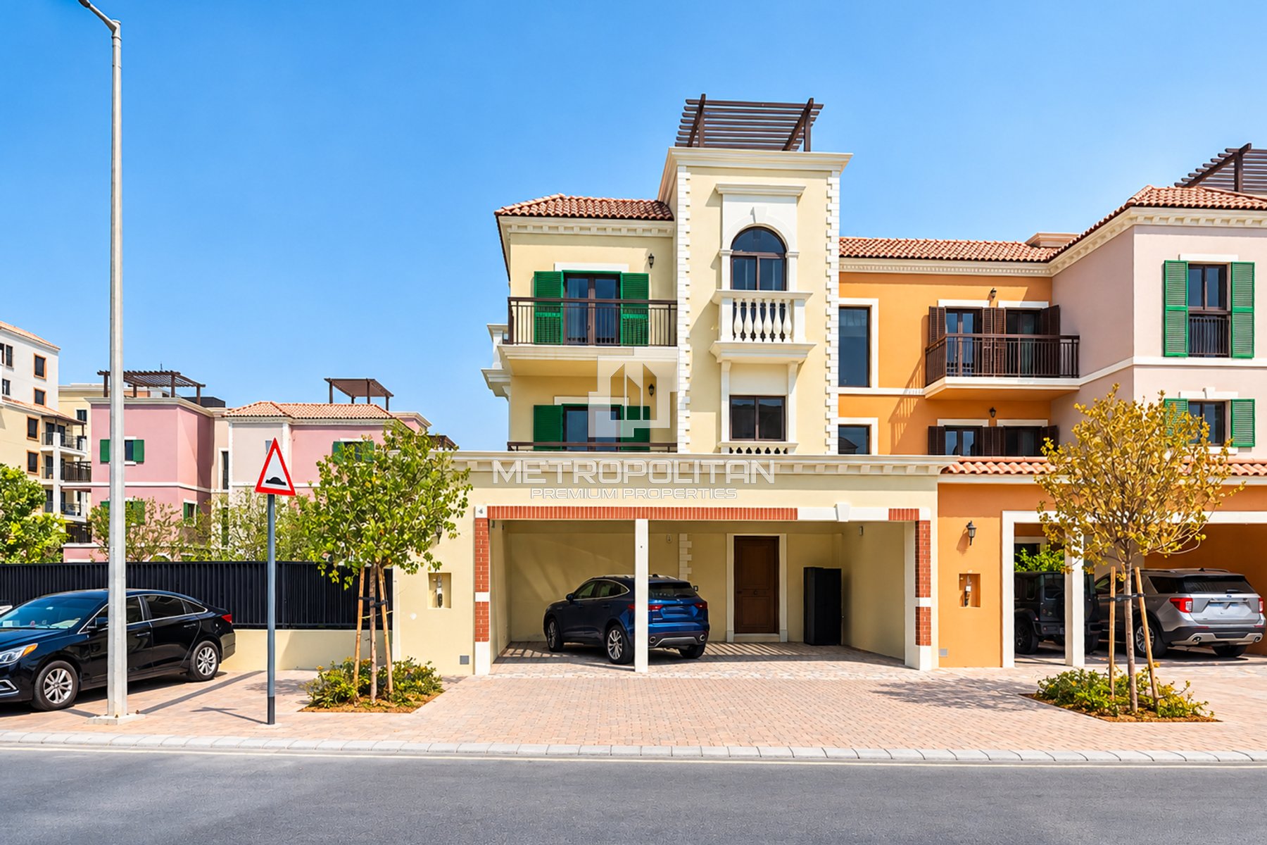 Fully Furnished | 5 BR Villa | Private Garden
