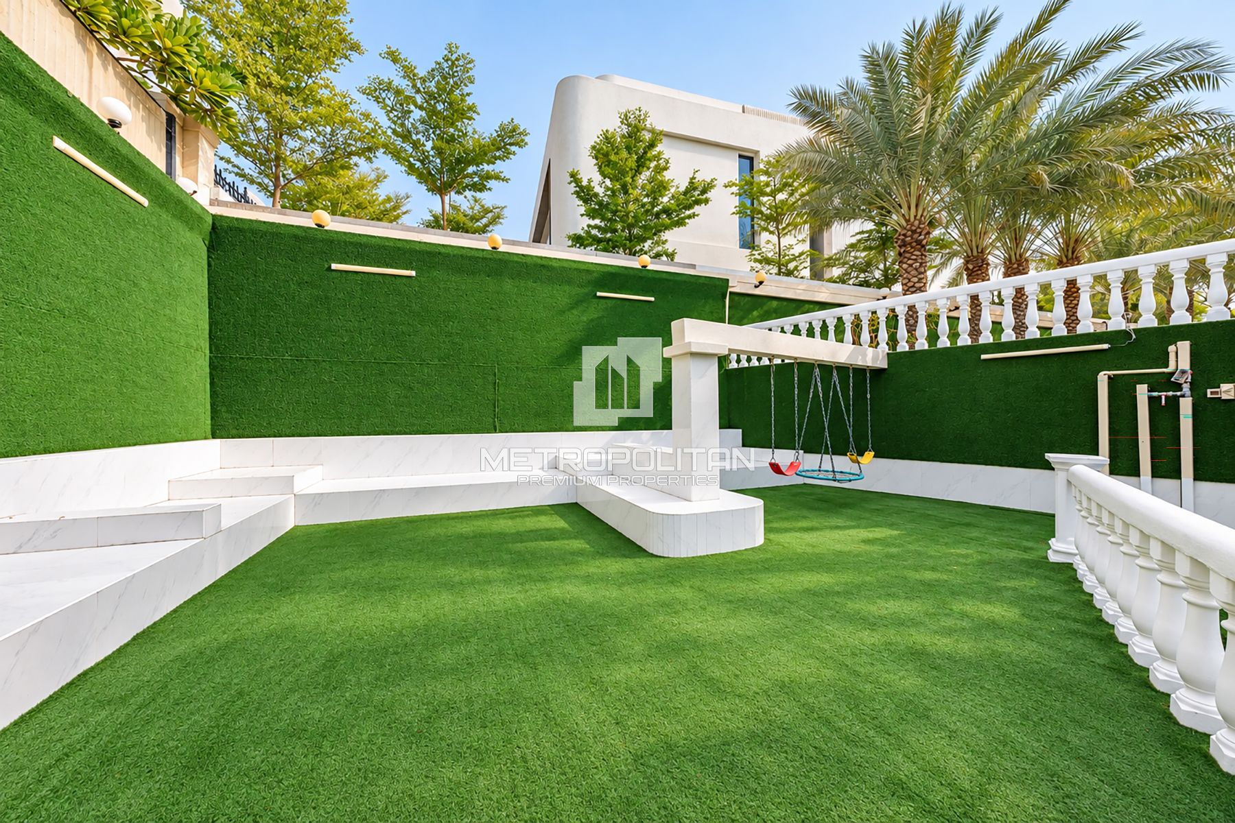 Grand Mansion | Massive Plot | Furnished