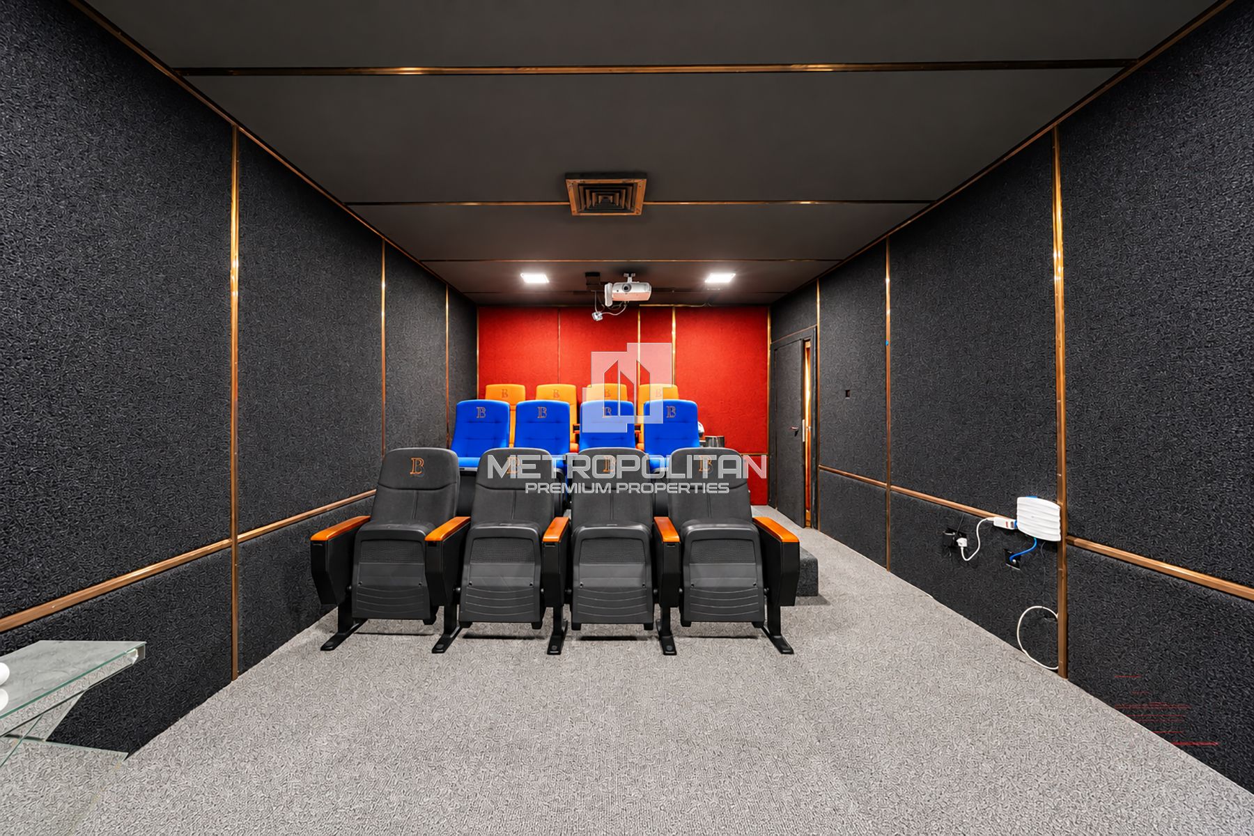 Grand Mansion | Massive Plot | Furnished