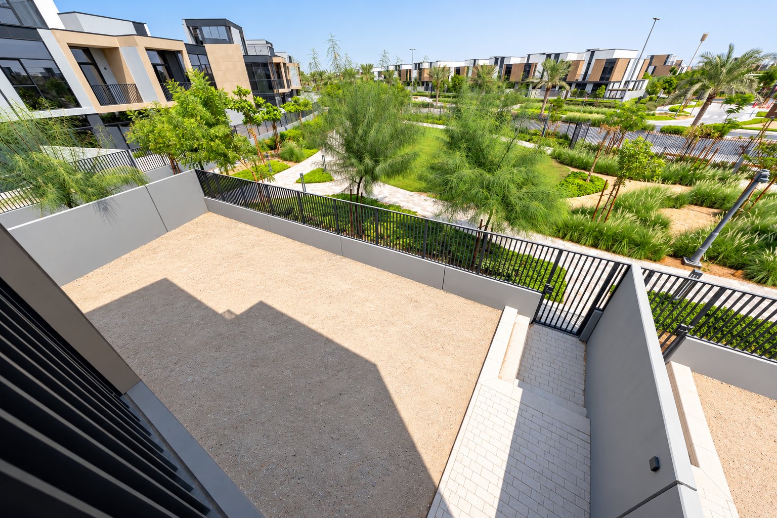 Multiple Options | Larger Plot | Corner Unit