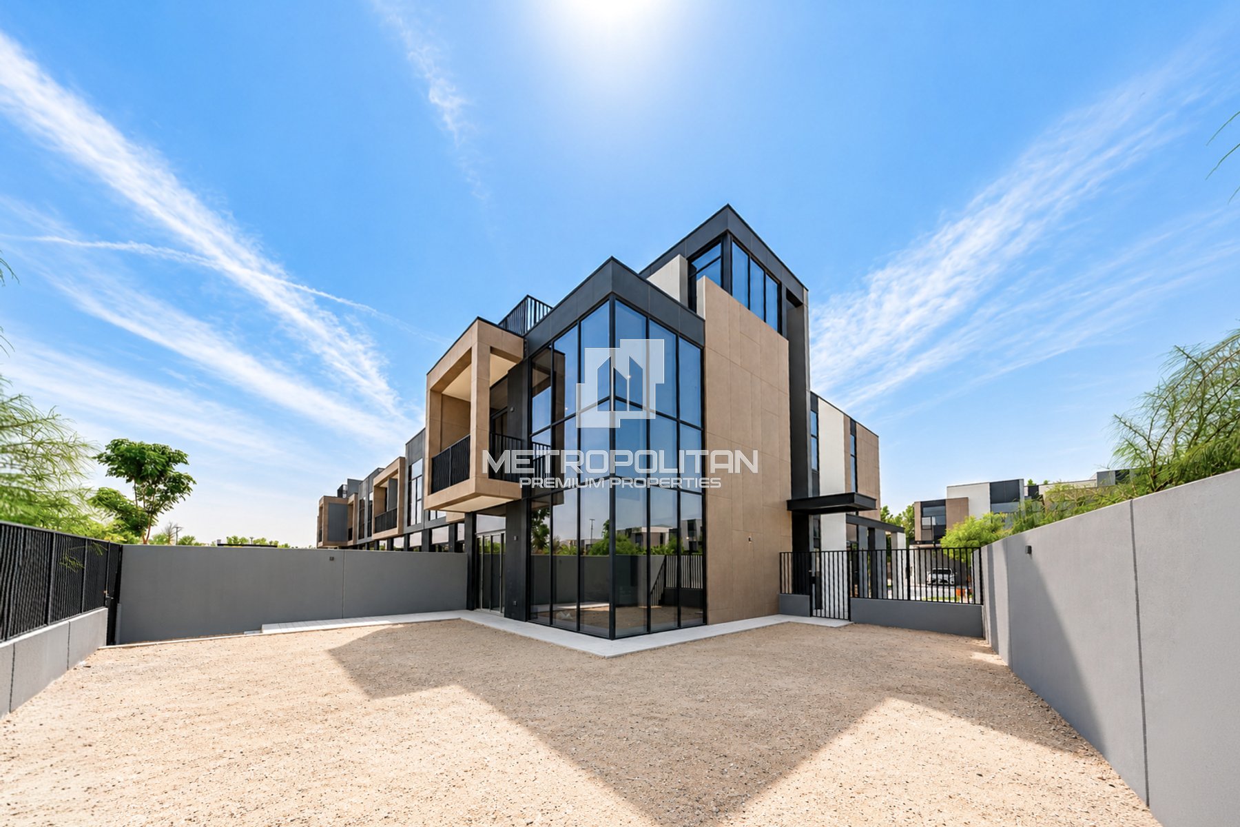 Multiple Options | Larger Plot | Corner Unit