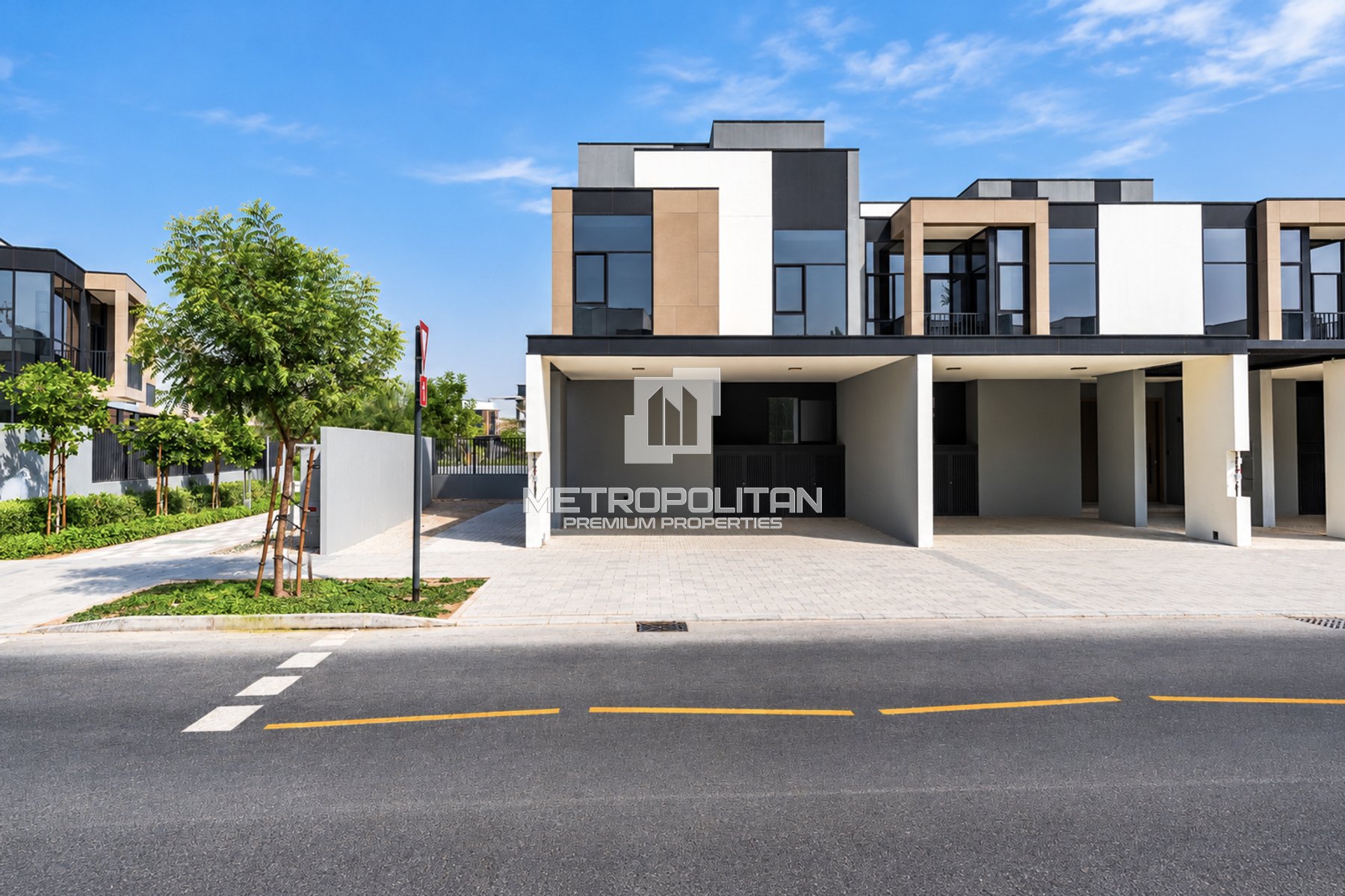 Multiple Options | Larger Plot | Corner Unit