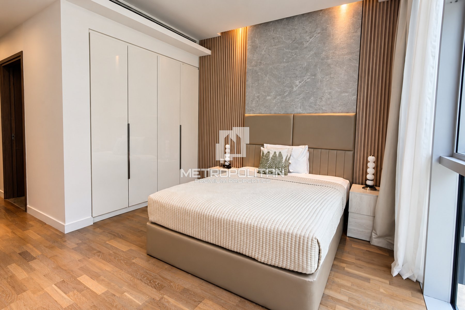 Spacious | Upgraded Furniture | 1 Month Free