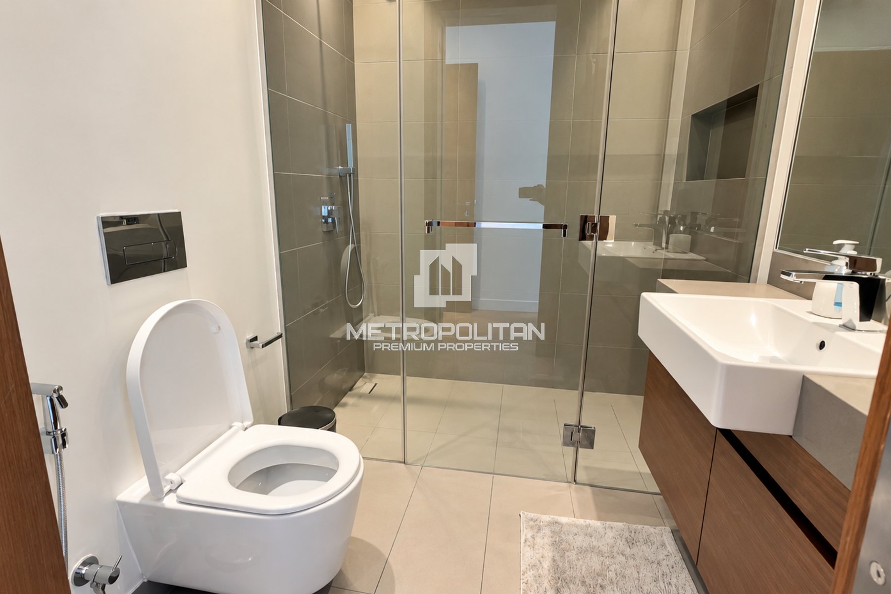 Spacious | Upgraded Furniture | 1 Month Free