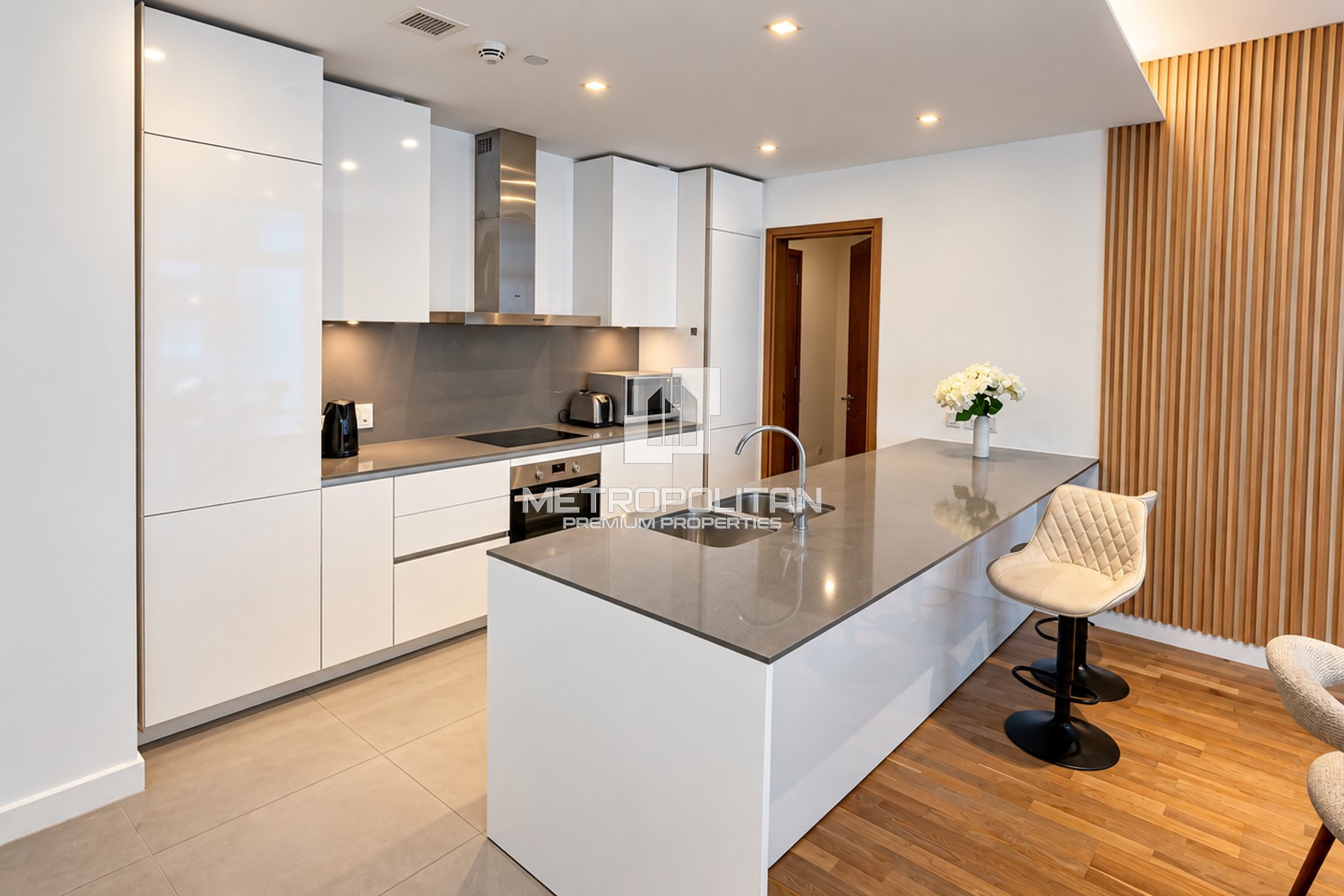 Spacious | Upgraded Furniture | 1 Month Free