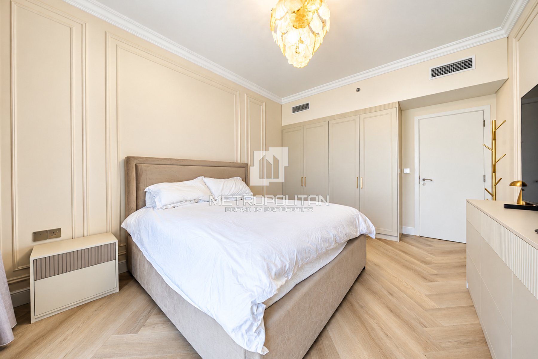 Burj Al Arab View | Upgraded | Middle Floor