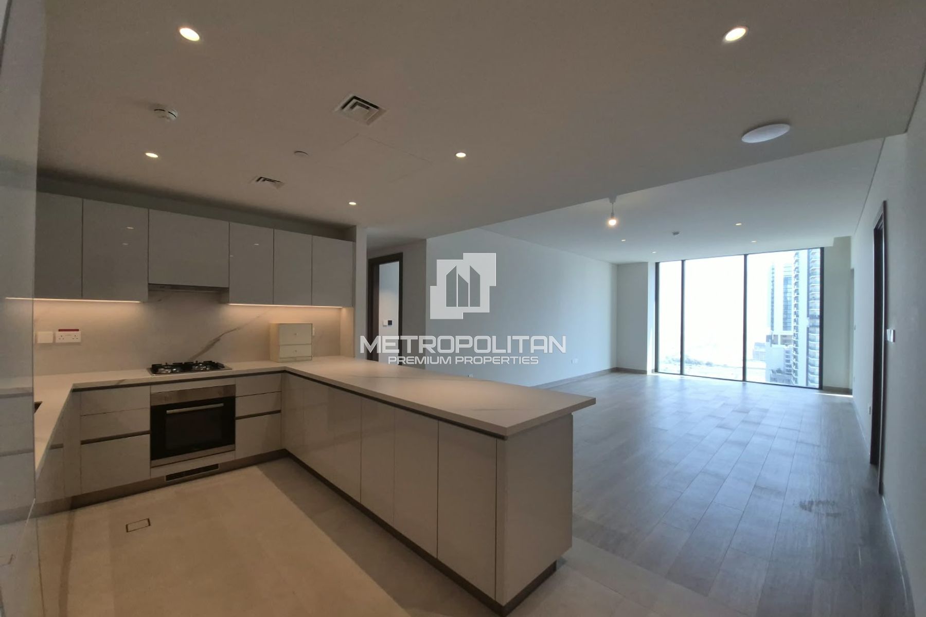 Spacious |High Floor | Unfurnished |Ready To Move