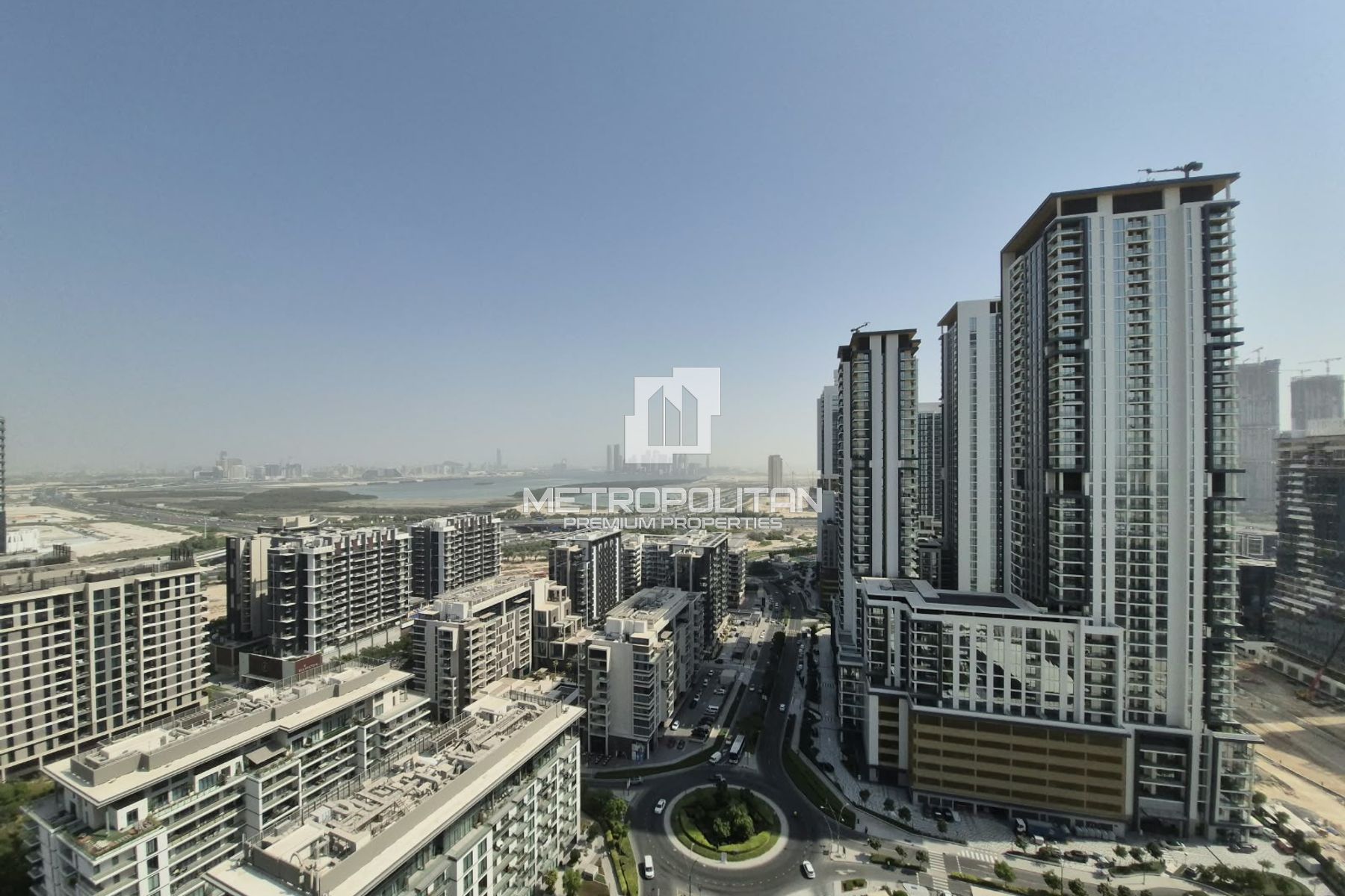 Spacious |High Floor | Unfurnished |Ready To Move