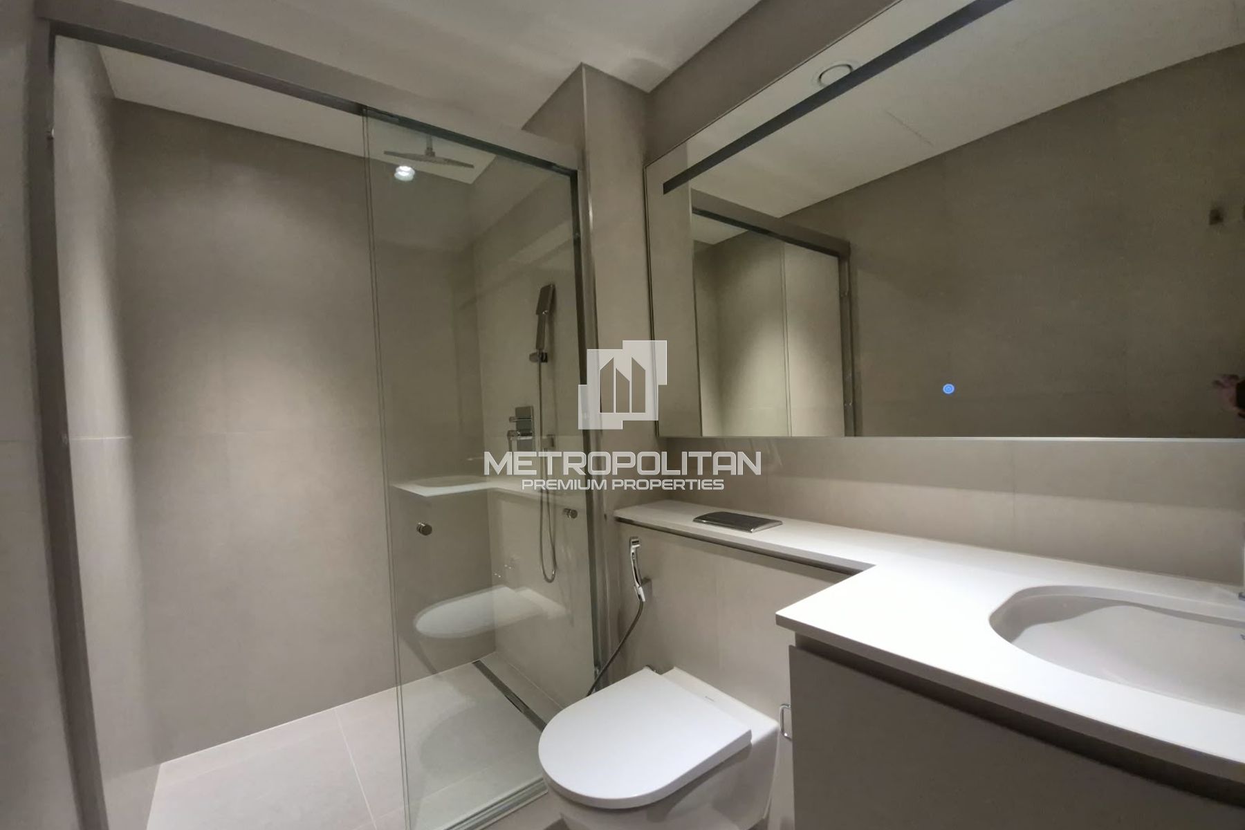 Spacious |High Floor | Unfurnished |Ready To Move