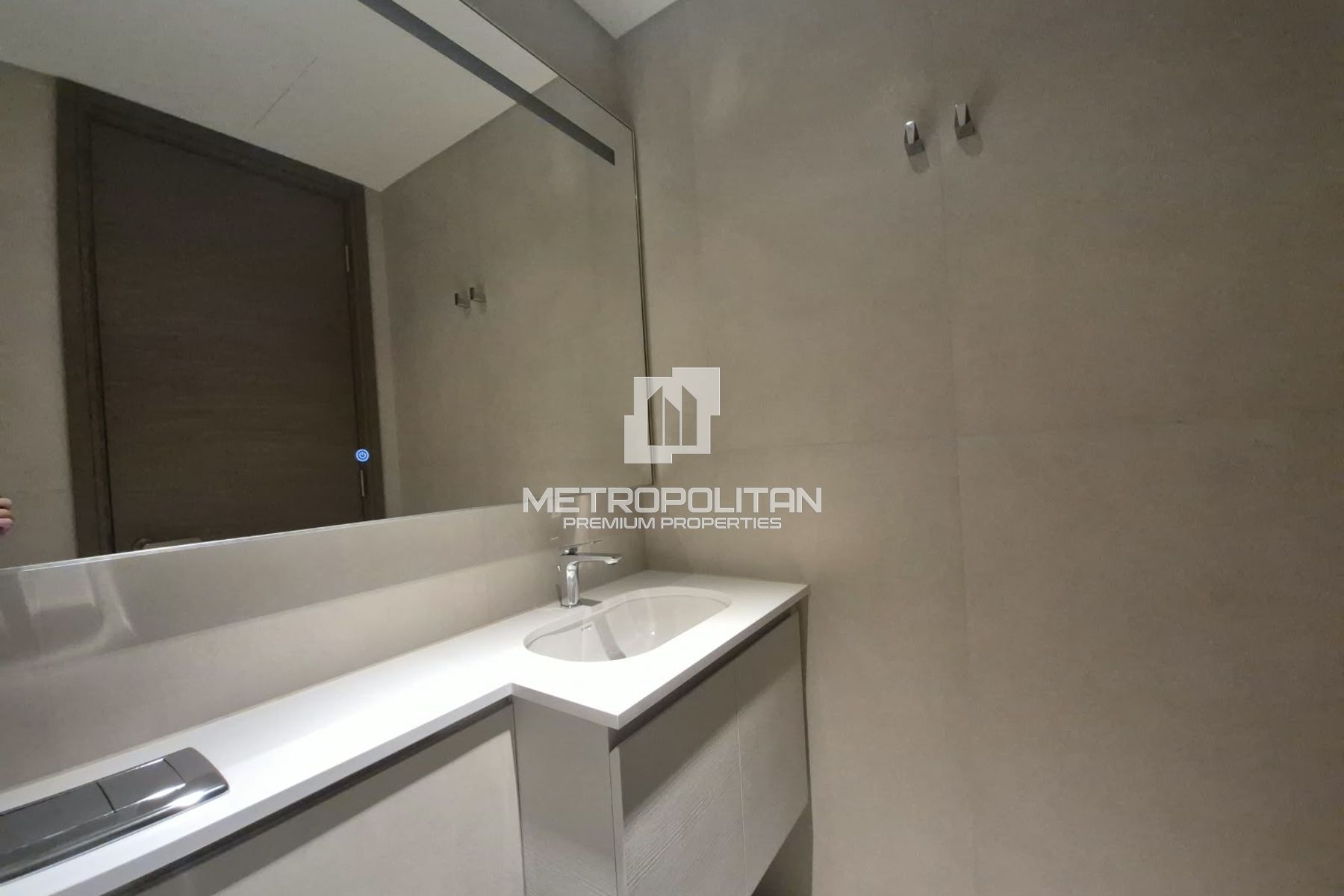 Spacious |High Floor | Unfurnished |Ready To Move