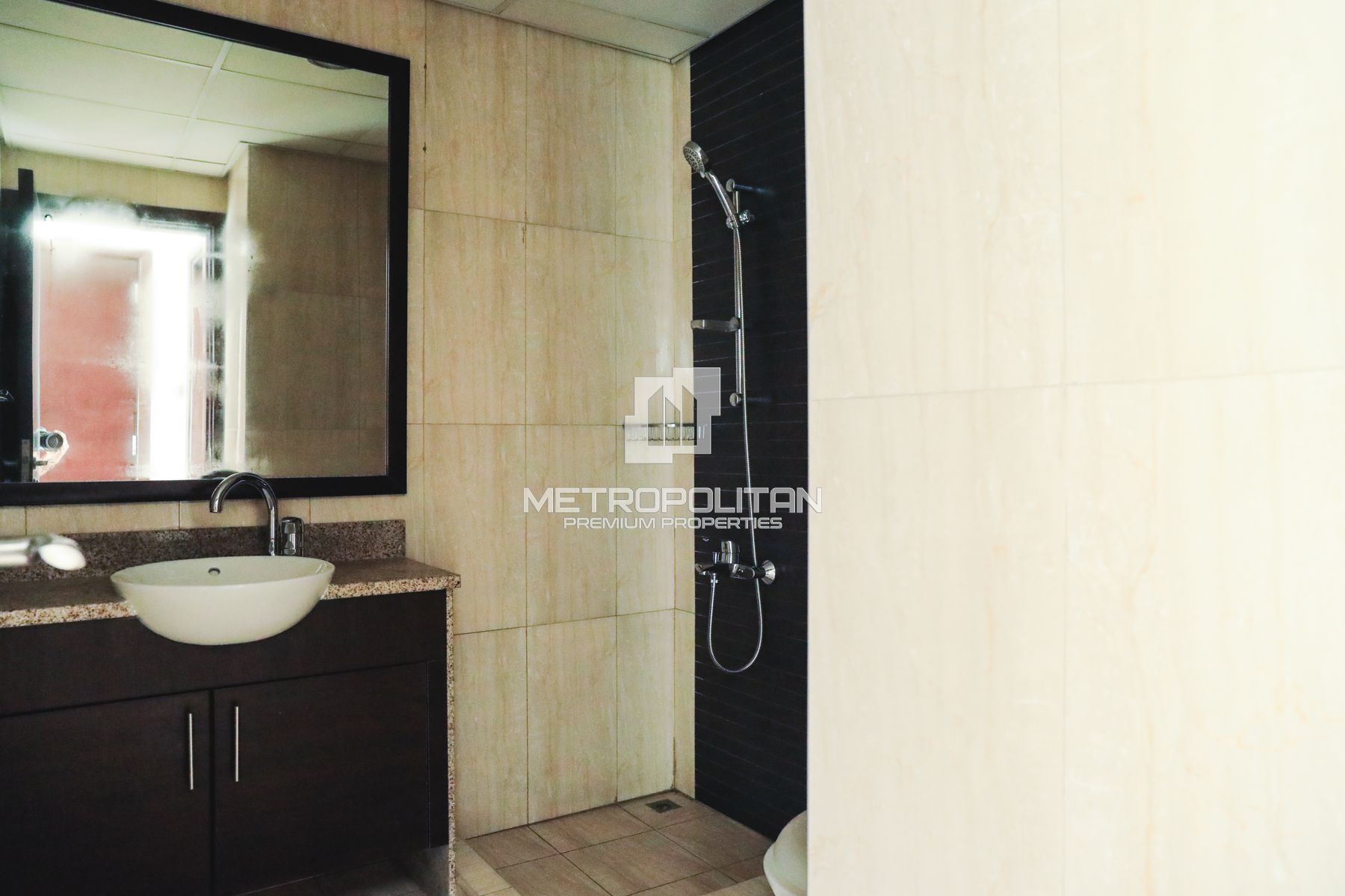 Upgraded | 2BR with Maids | High Floor | Nov 15