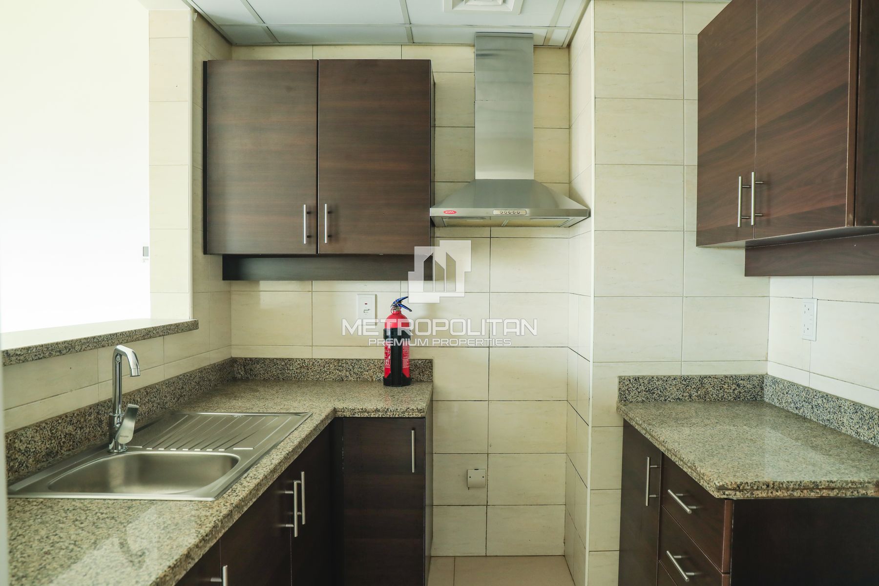 Upgraded | 2BR with Maids | High Floor | Nov 15