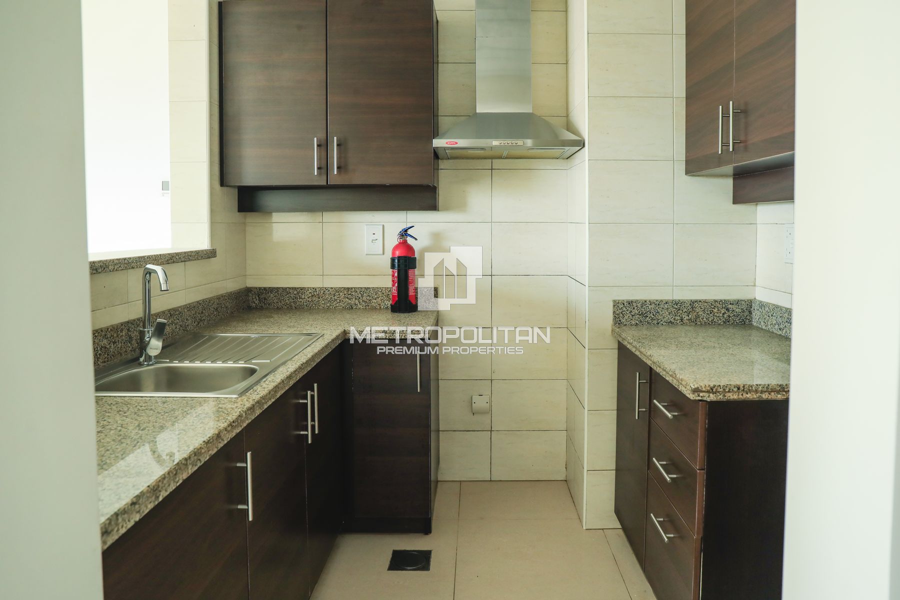 Upgraded | 2BR with Maids | High Floor | Nov 15