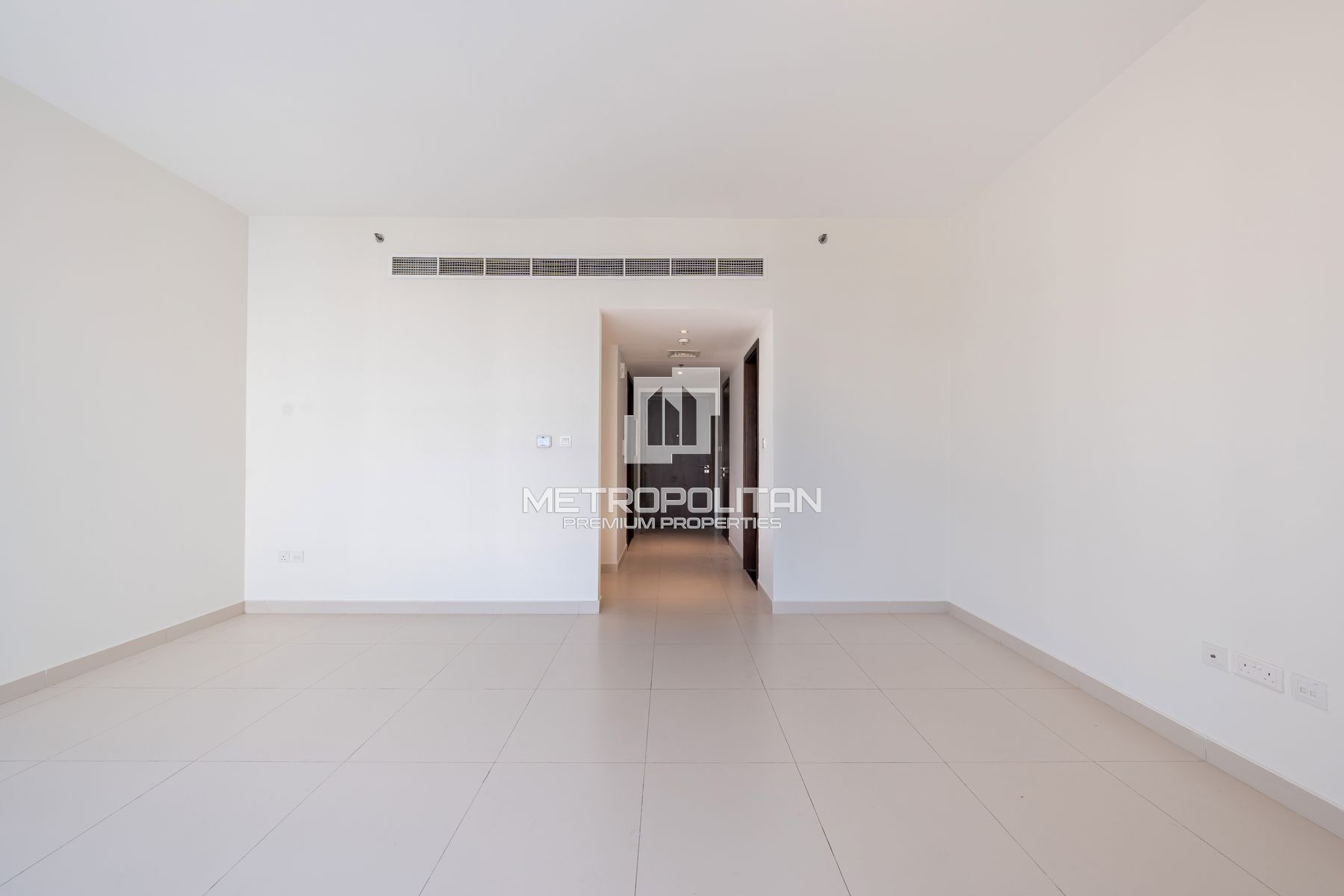 Multiple Units | Prime Hub | Closed kitchen
