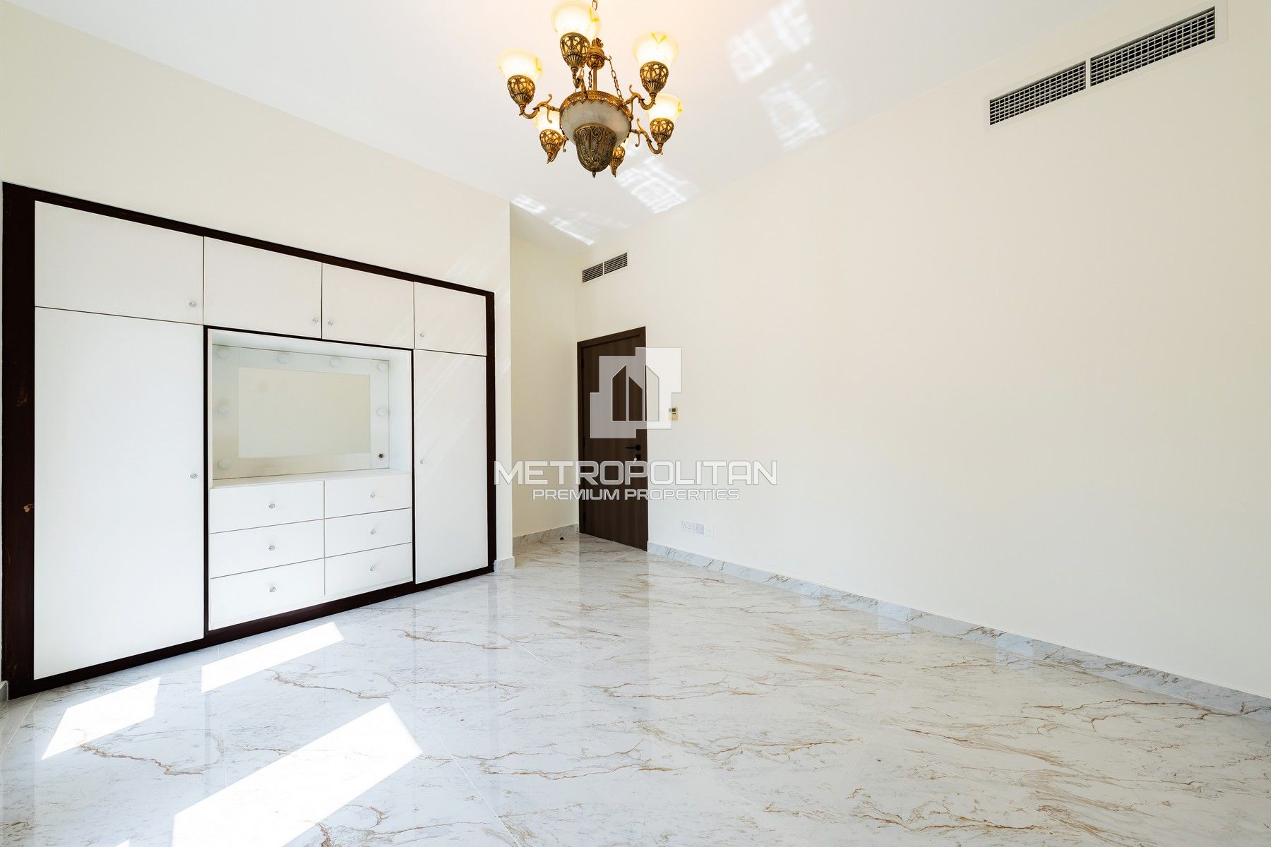 Luxury Villa | Upgraded Interiors | Private Garden