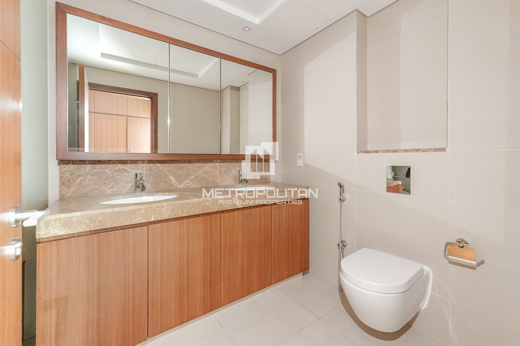 Golf Course View | Unfurnished | Vacant now