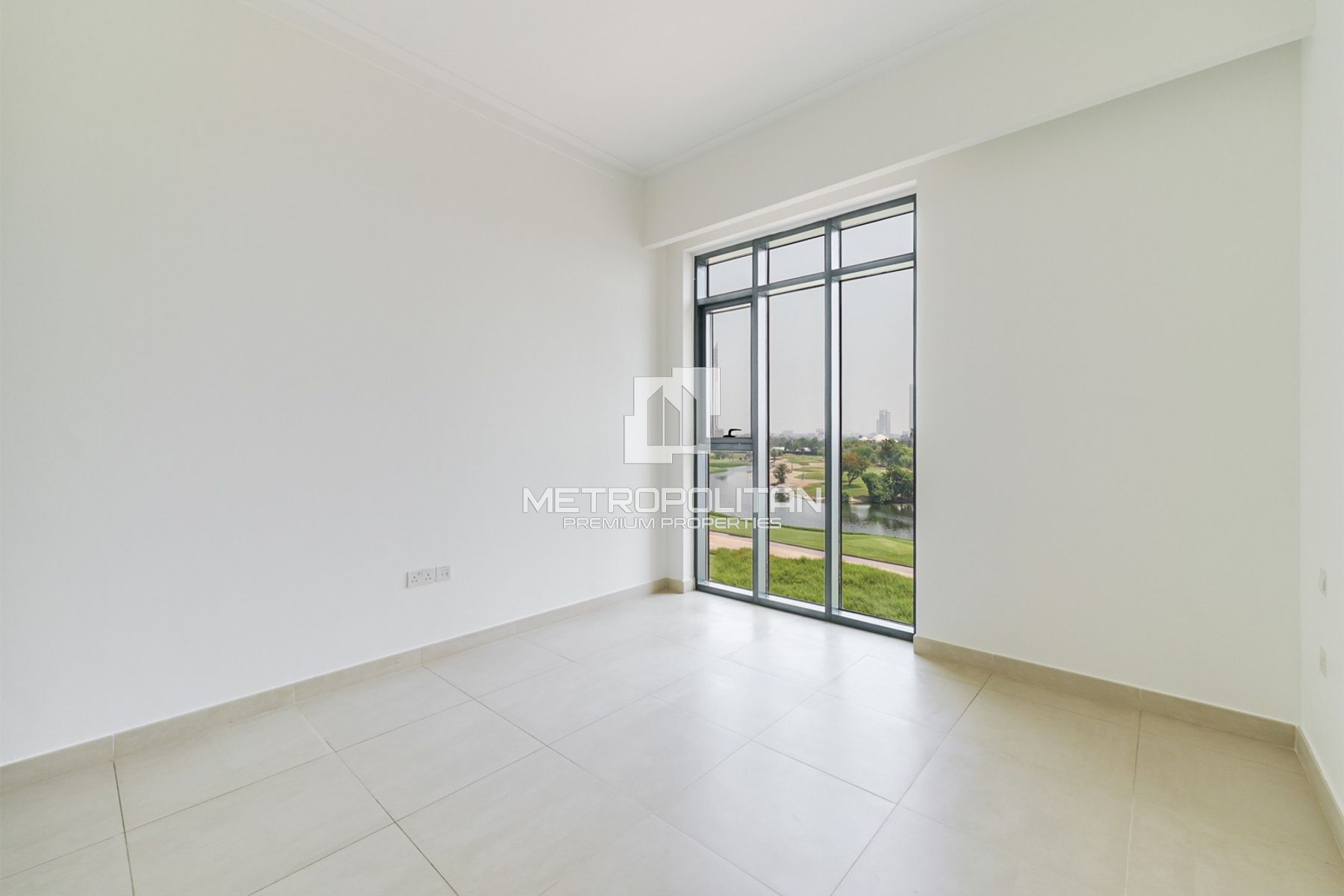 Golf Course View | Unfurnished | Vacant now