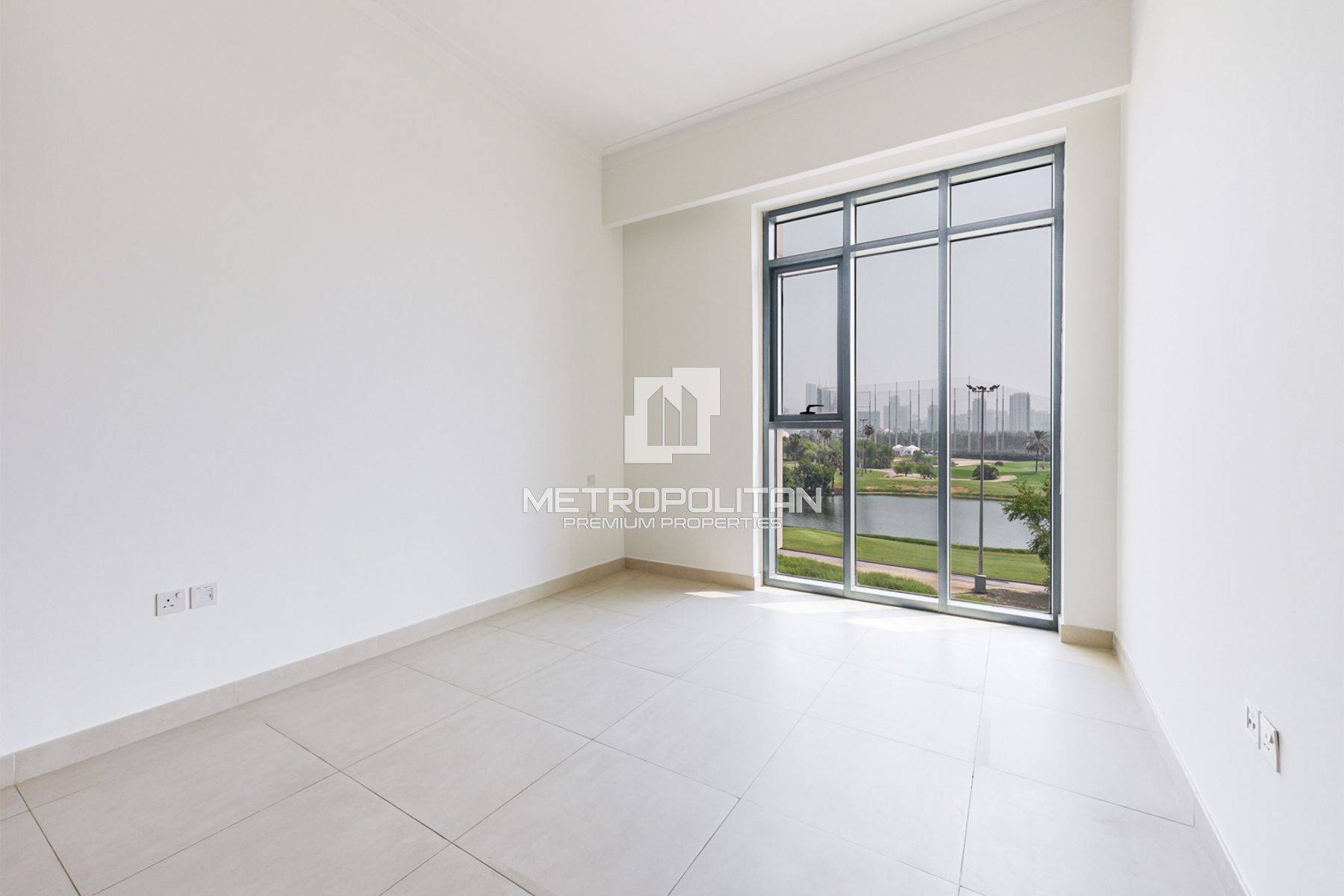 Golf Course View | Unfurnished | Vacant now