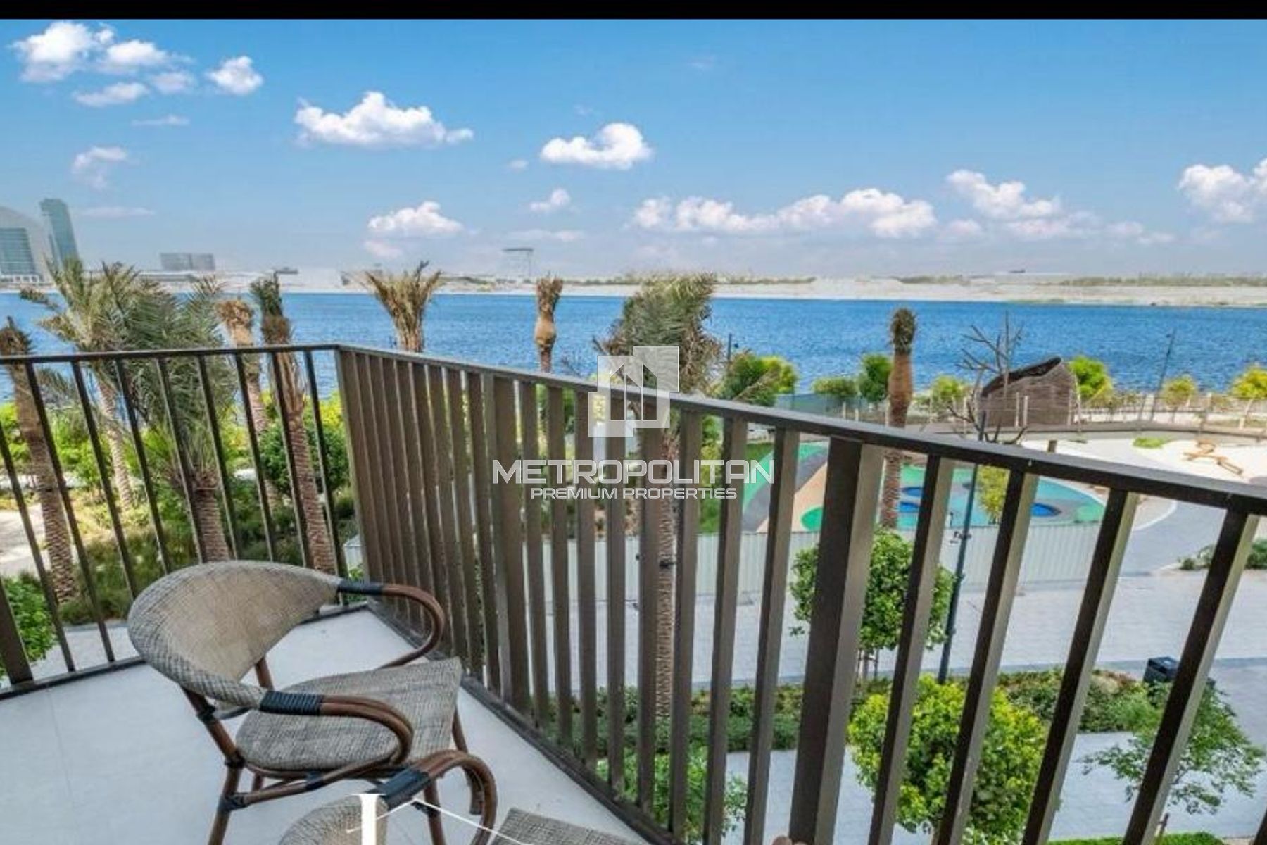 Fully Furnished | Creek Crescent | Water Views