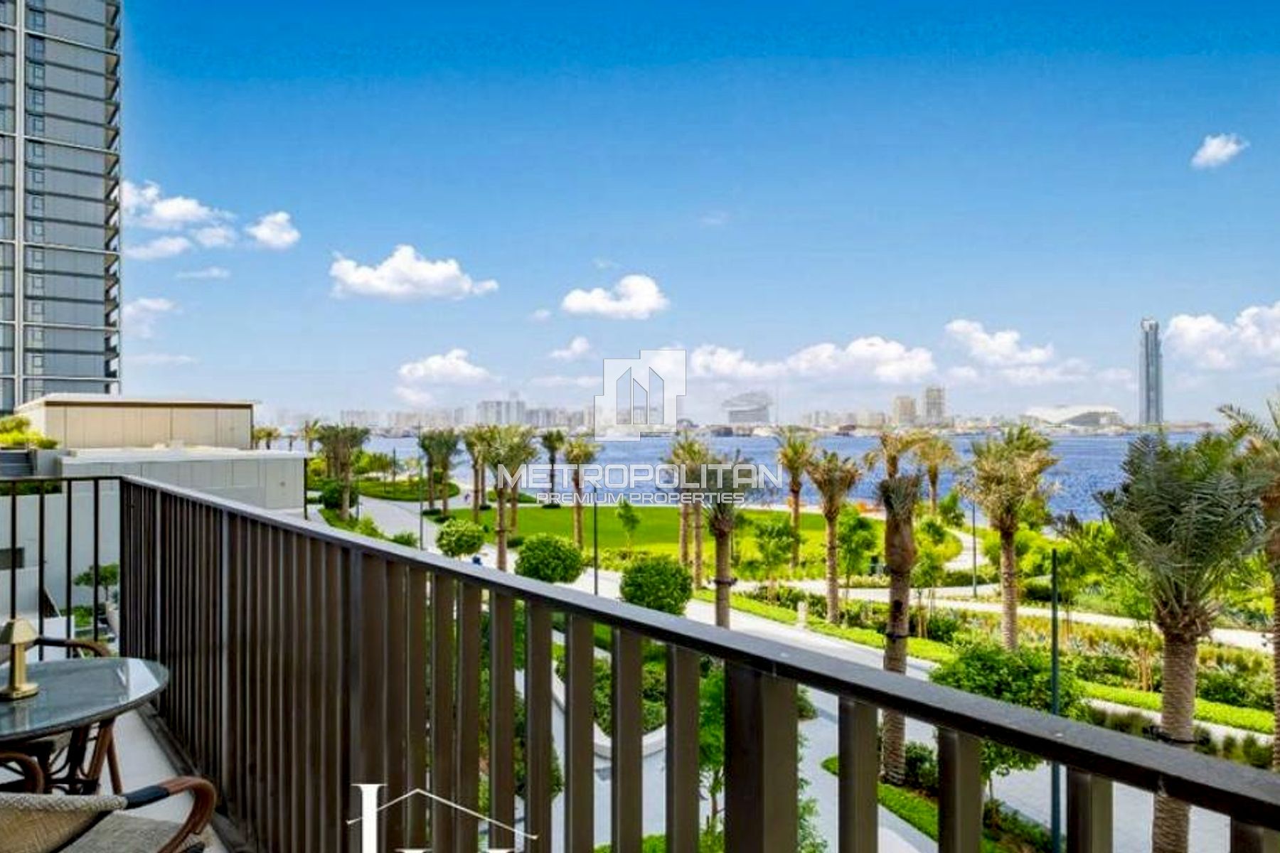 Fully Furnished | Creek Crescent | Water Views