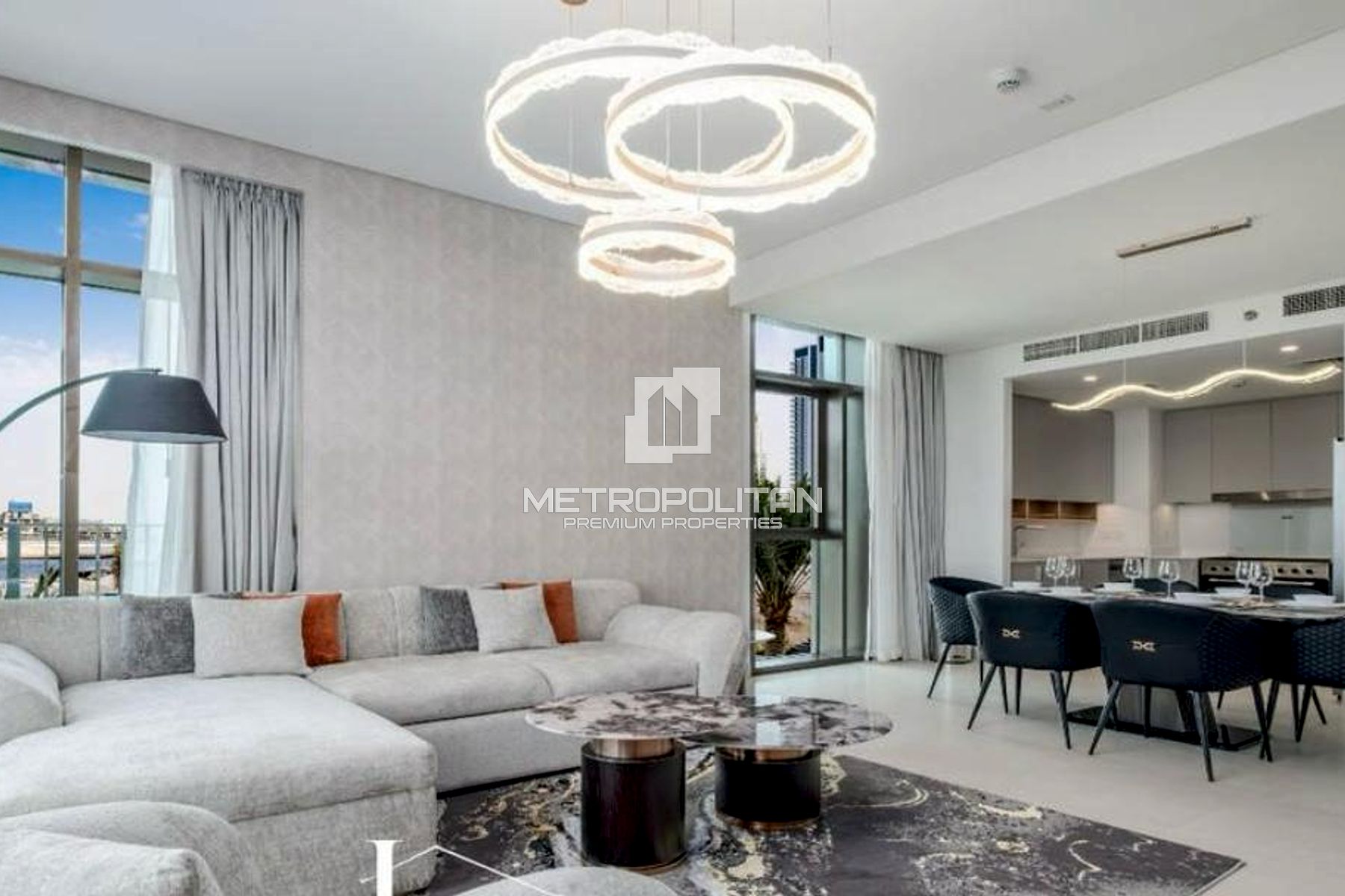 Fully Furnished | Creek Crescent | Water Views