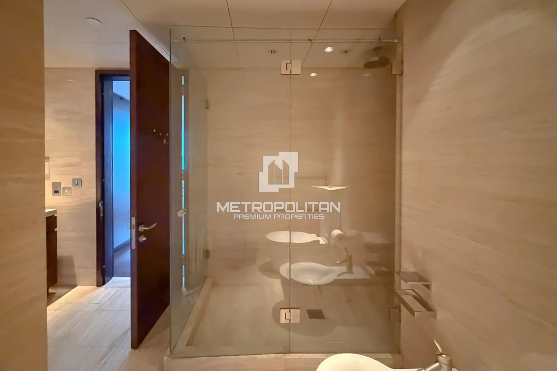 Lake & Opera View | Spacious | Fully Furnished
