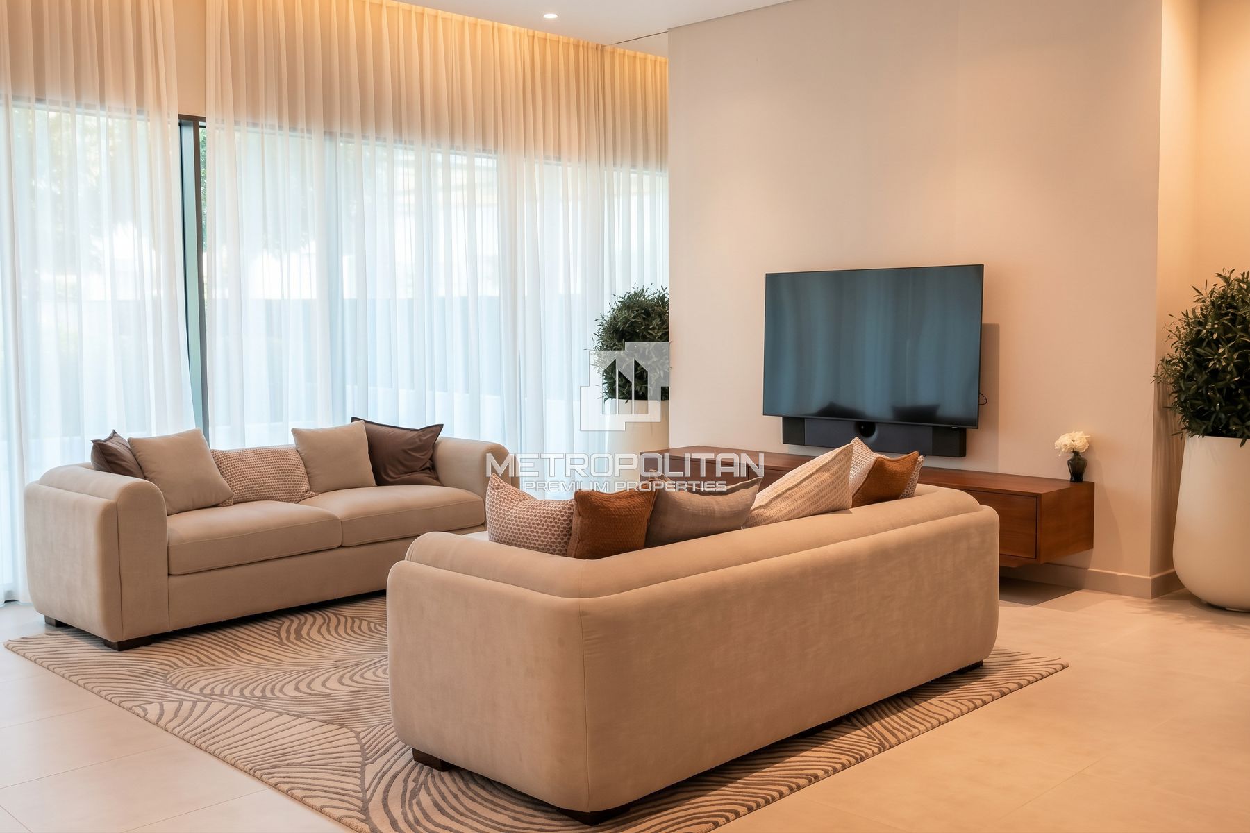 Brand New | Vacant | Close to Mall & Park