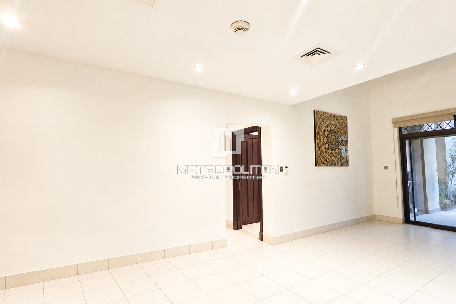 Private Garden | Community View | Well Maintained