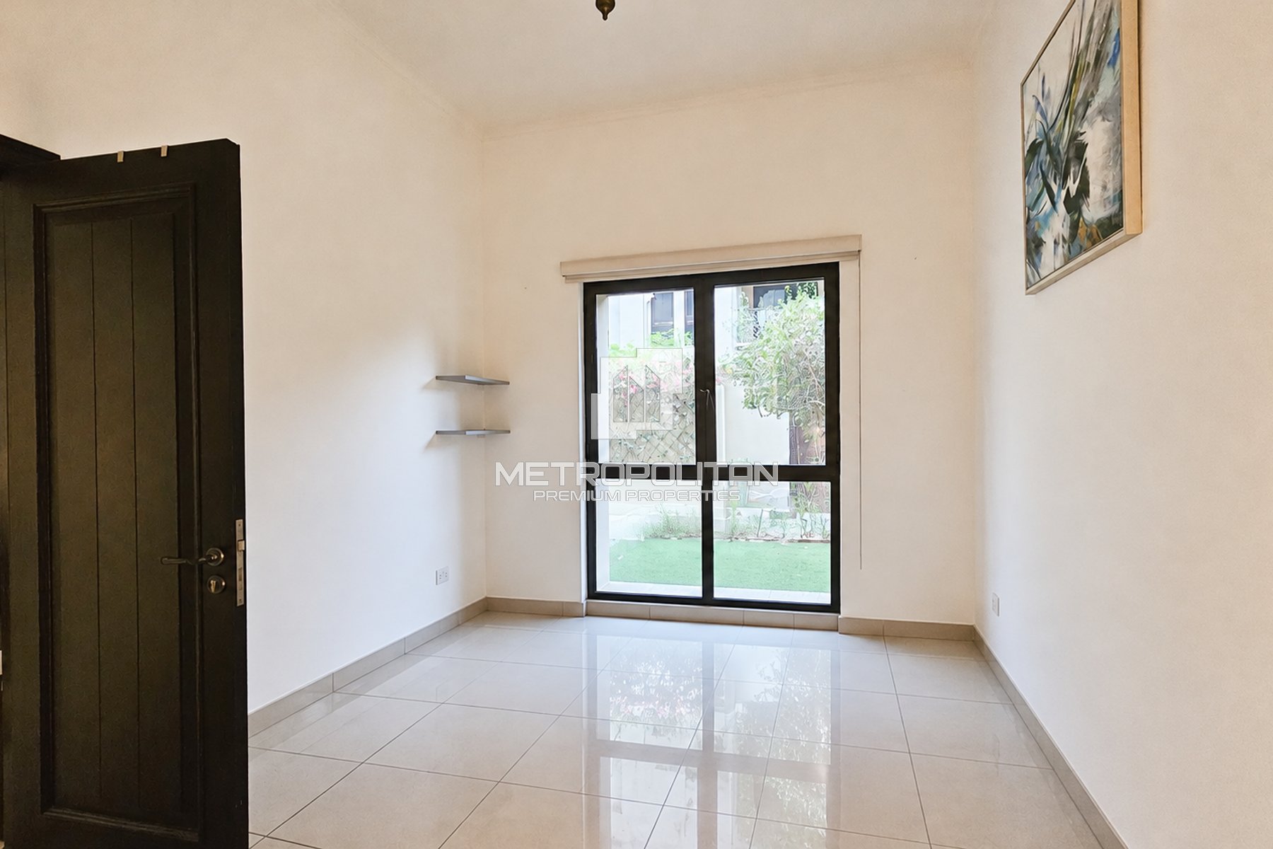 Private Garden | Community View | Well Maintained