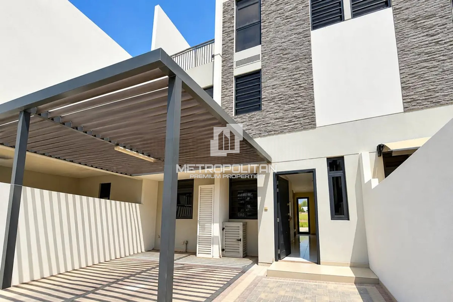 5 Bed Room + Maid | Closed Kitchen |  Single Row