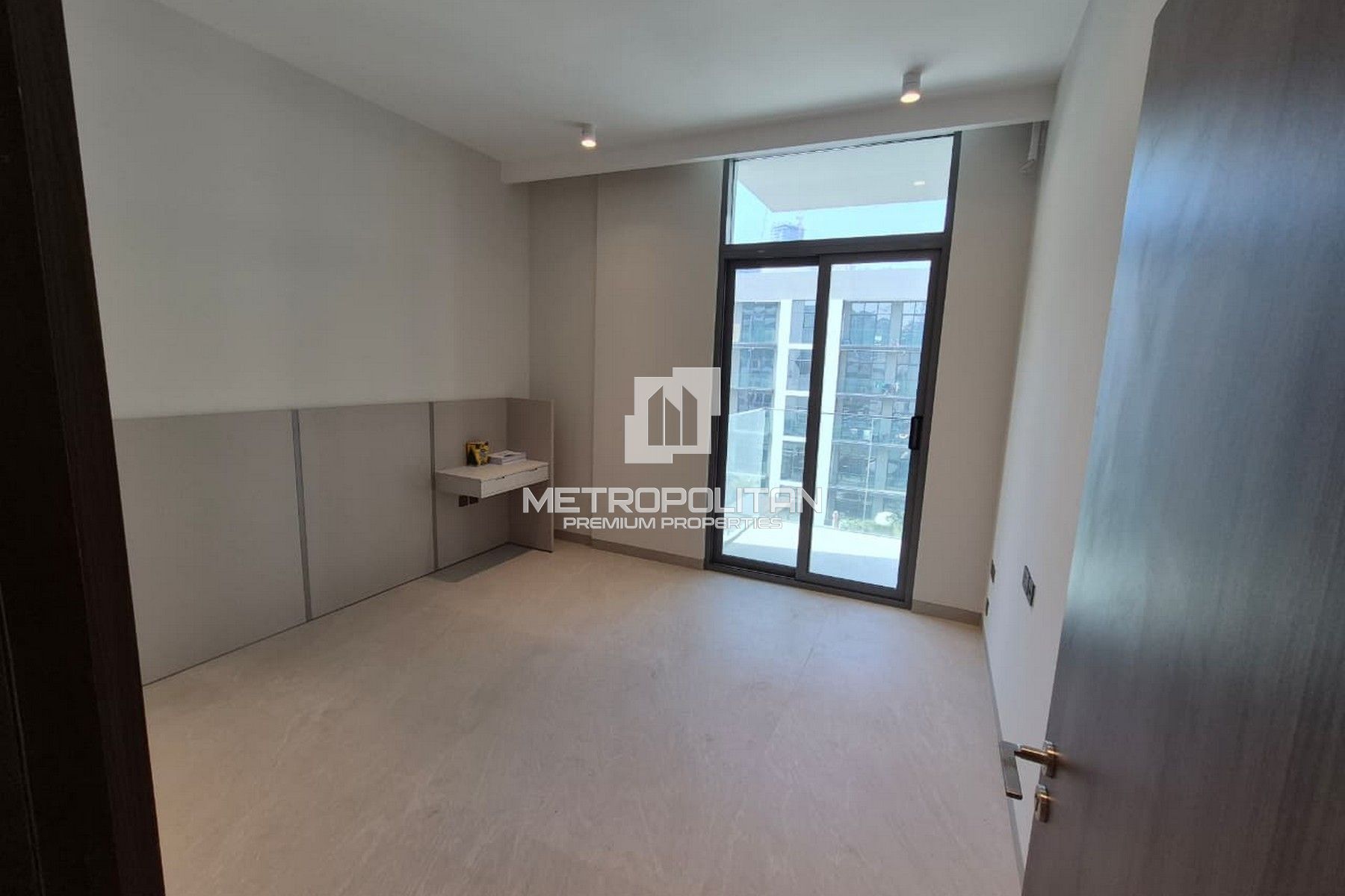 Ready to Move In | Unfurnished | Huge Layout