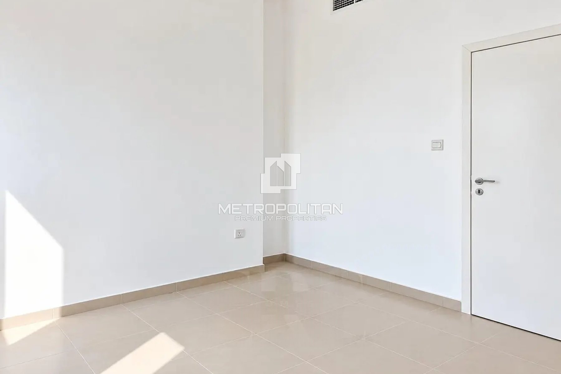 High Floor Unit | Vacating Soon | Private Balcony